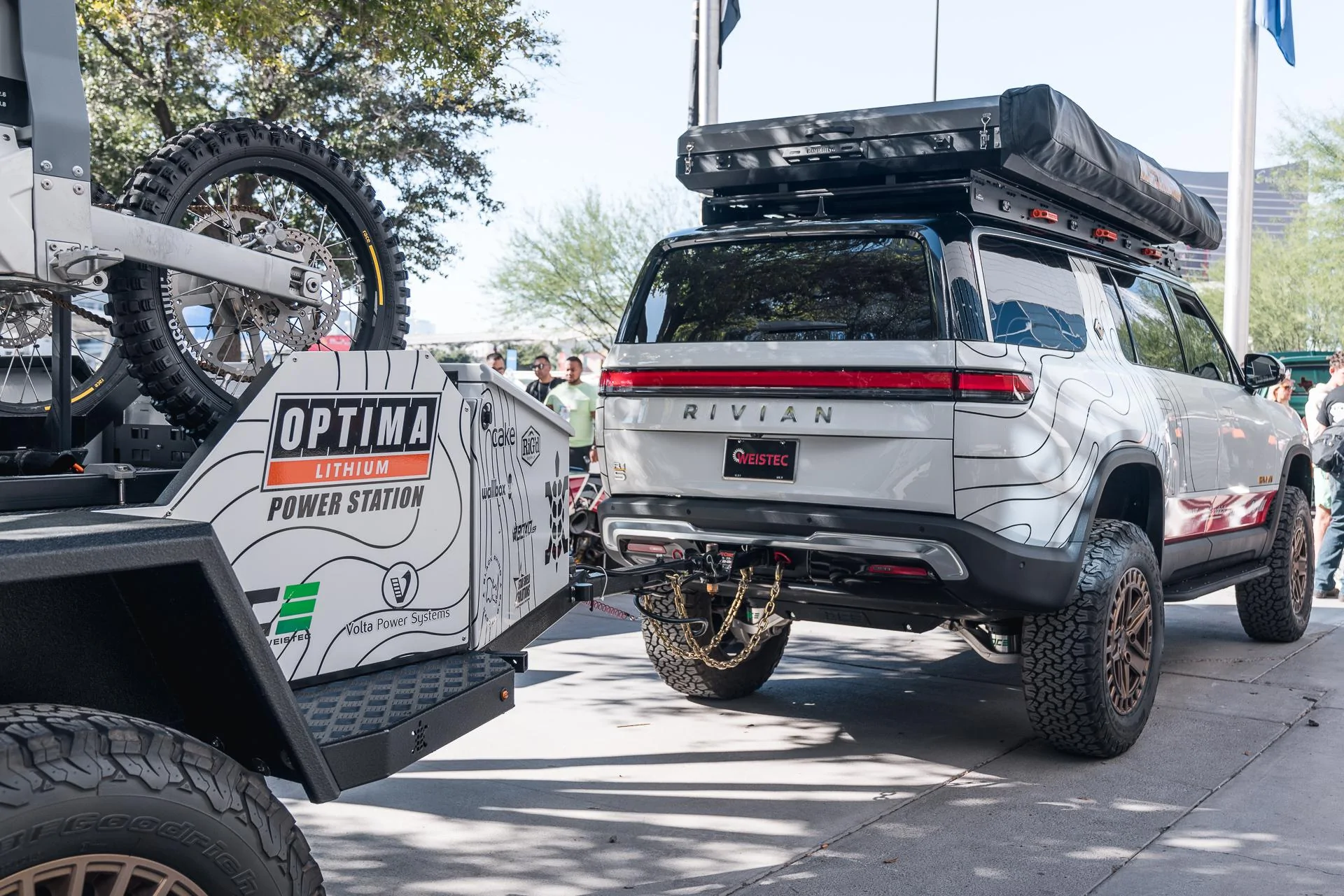 Rivian R1T R1S Exciting first look @ Rivian Lift System by DCE / Weistec!! LIFT SYSTEM SEMA_4