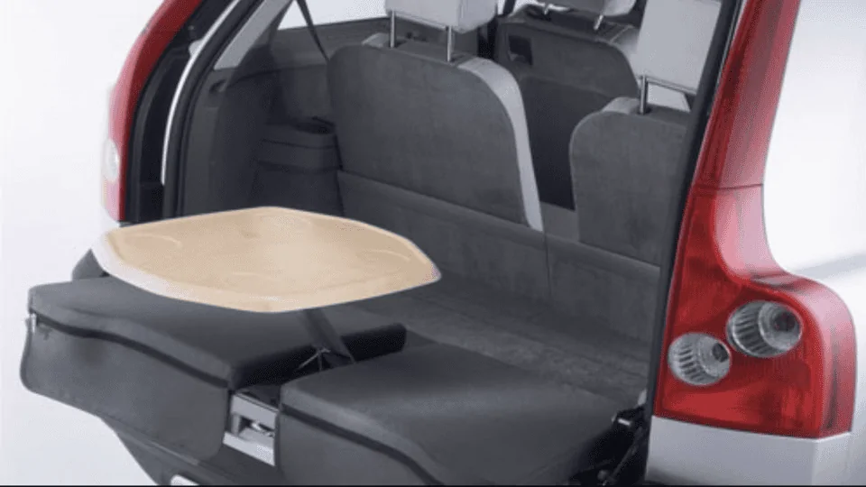 Rivian R1T R1S Is there a tailgate seat/table accessory for R1S? 1698961716889