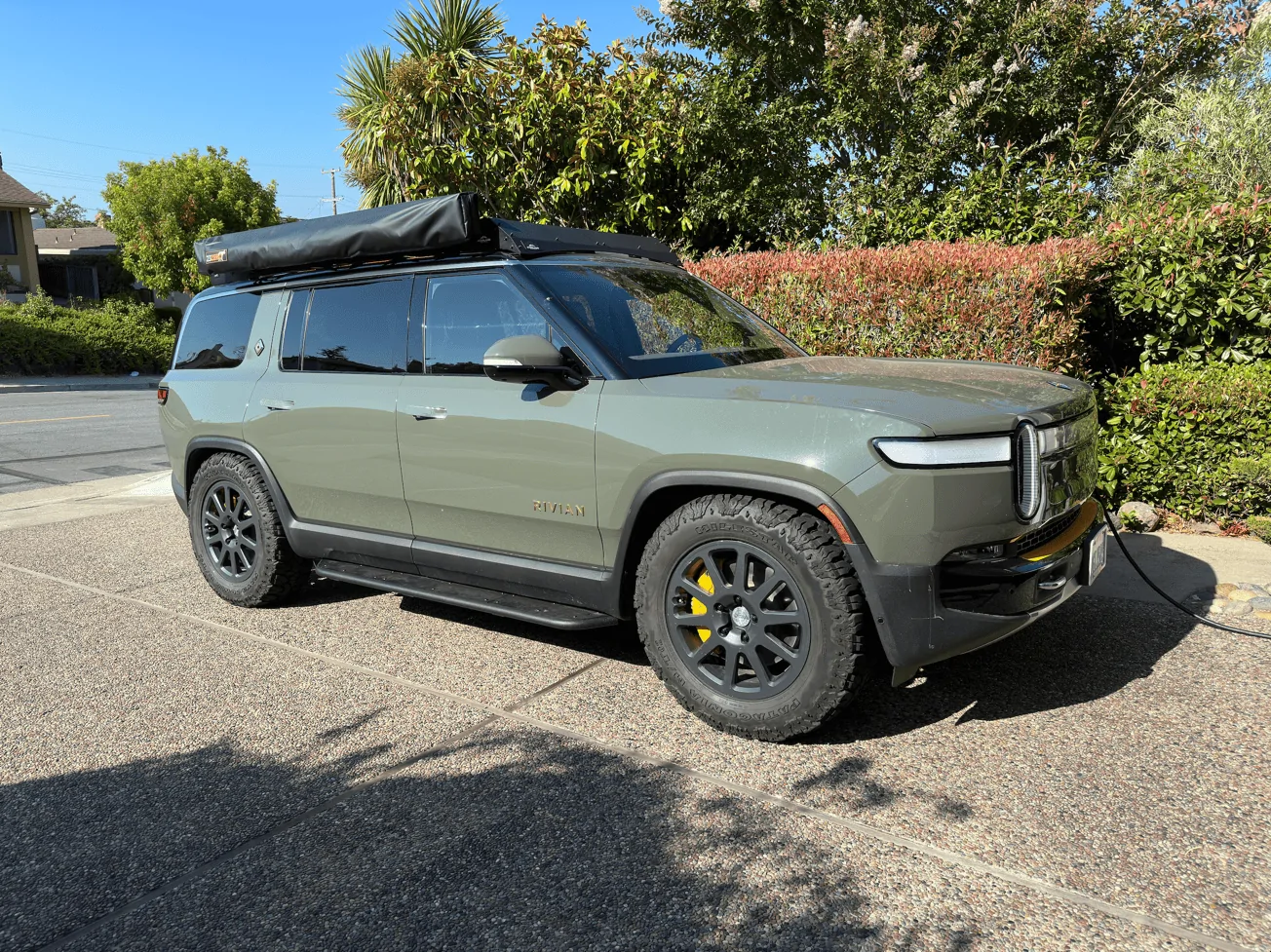 Rivian R1T R1S R1SKY Launch Green R1S Build Thread IMG_3287