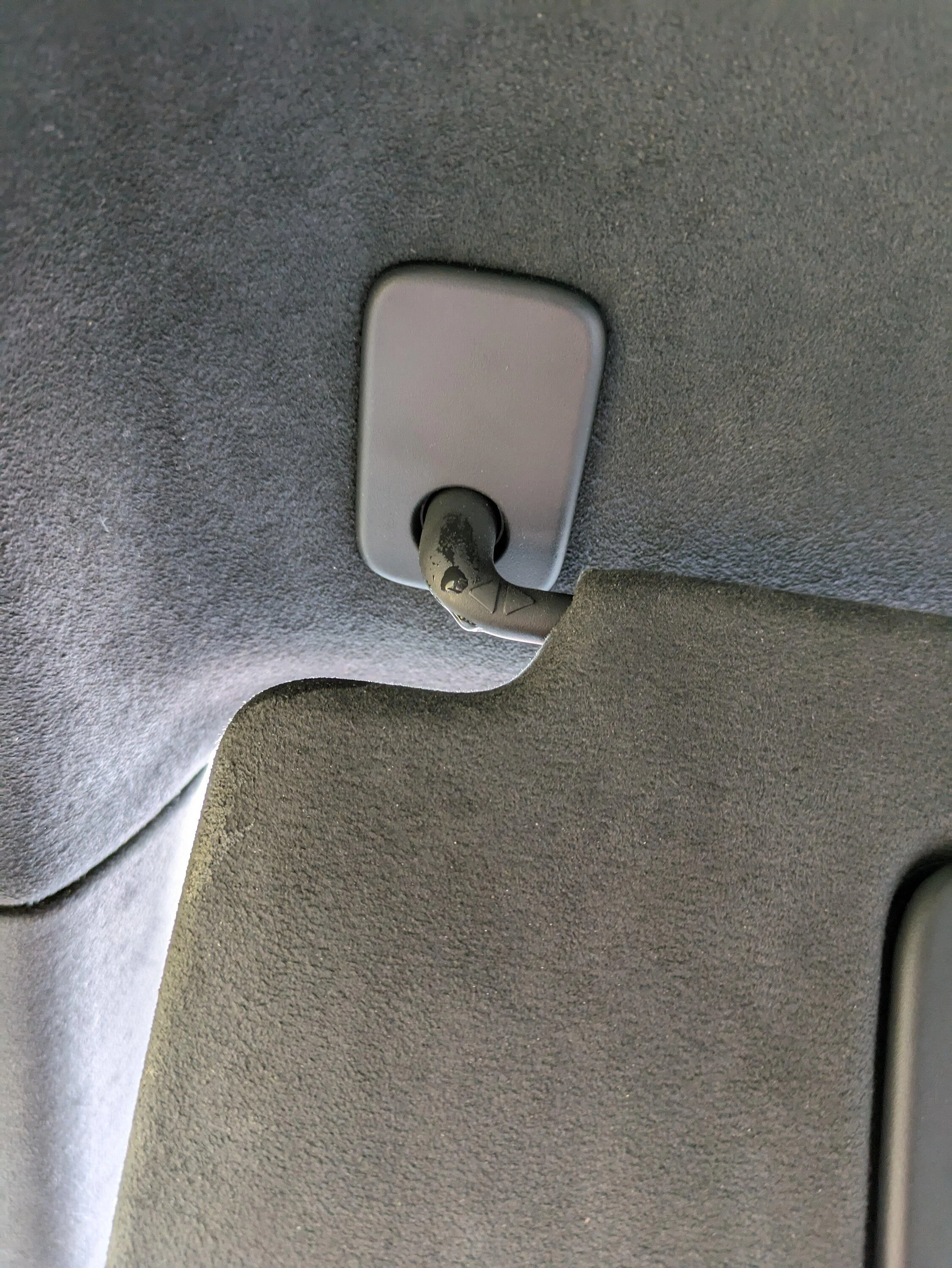 Rivian R1T R1S R1S roof leak? PXL_20231102_182617859
