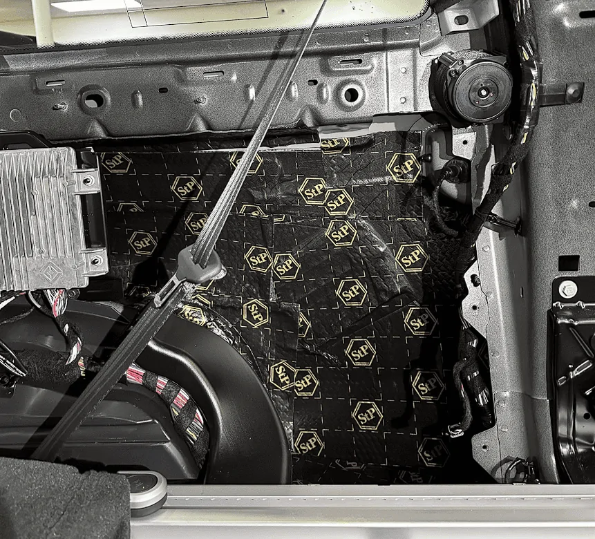 Rivian R1T R1S Upgraded the sub in R1S with aftermarket Alpine SWR-T10 Subwoofer 1699039825139