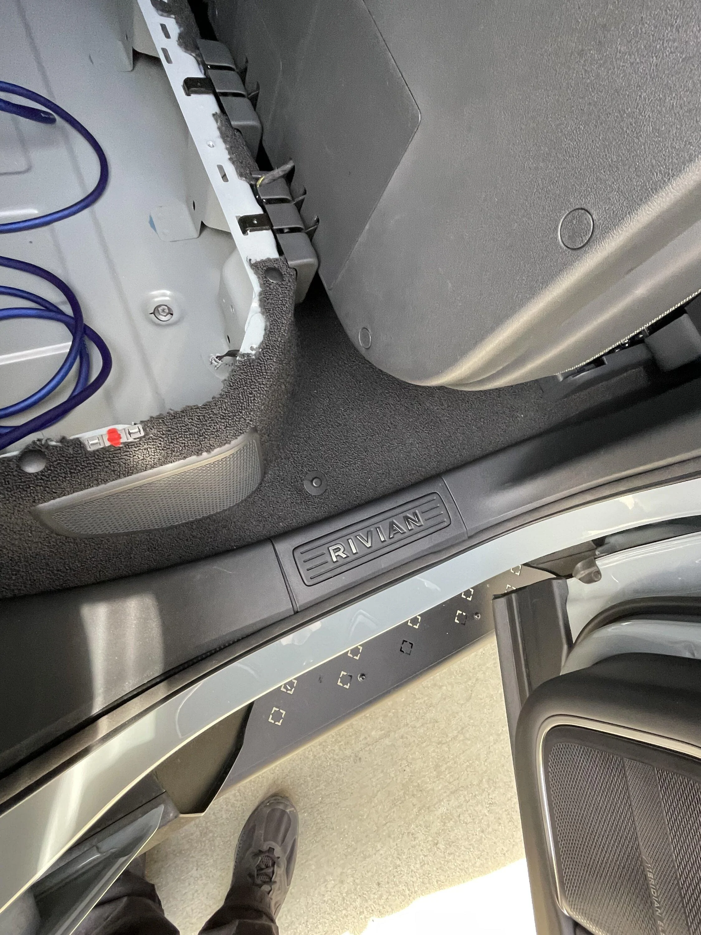 Rivian R1T R1S R1T aftermarket market subwoofer dual 10 IMG_3104