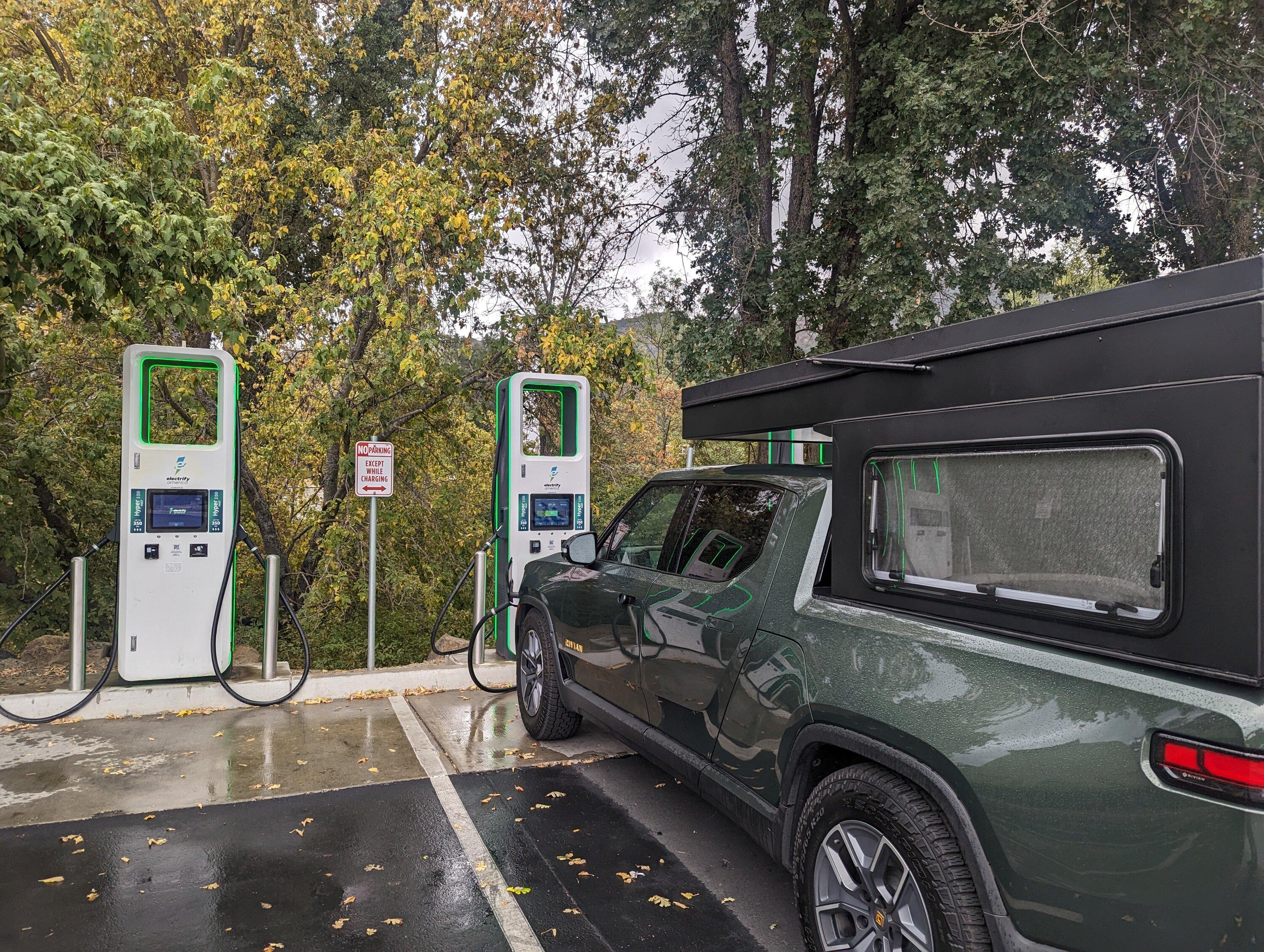 Rivian R1T R1S 800 Mile Camping Road Trip to Yosemite with R1T and Oru Designs Tenfold Camper PXL_20230930_232400525