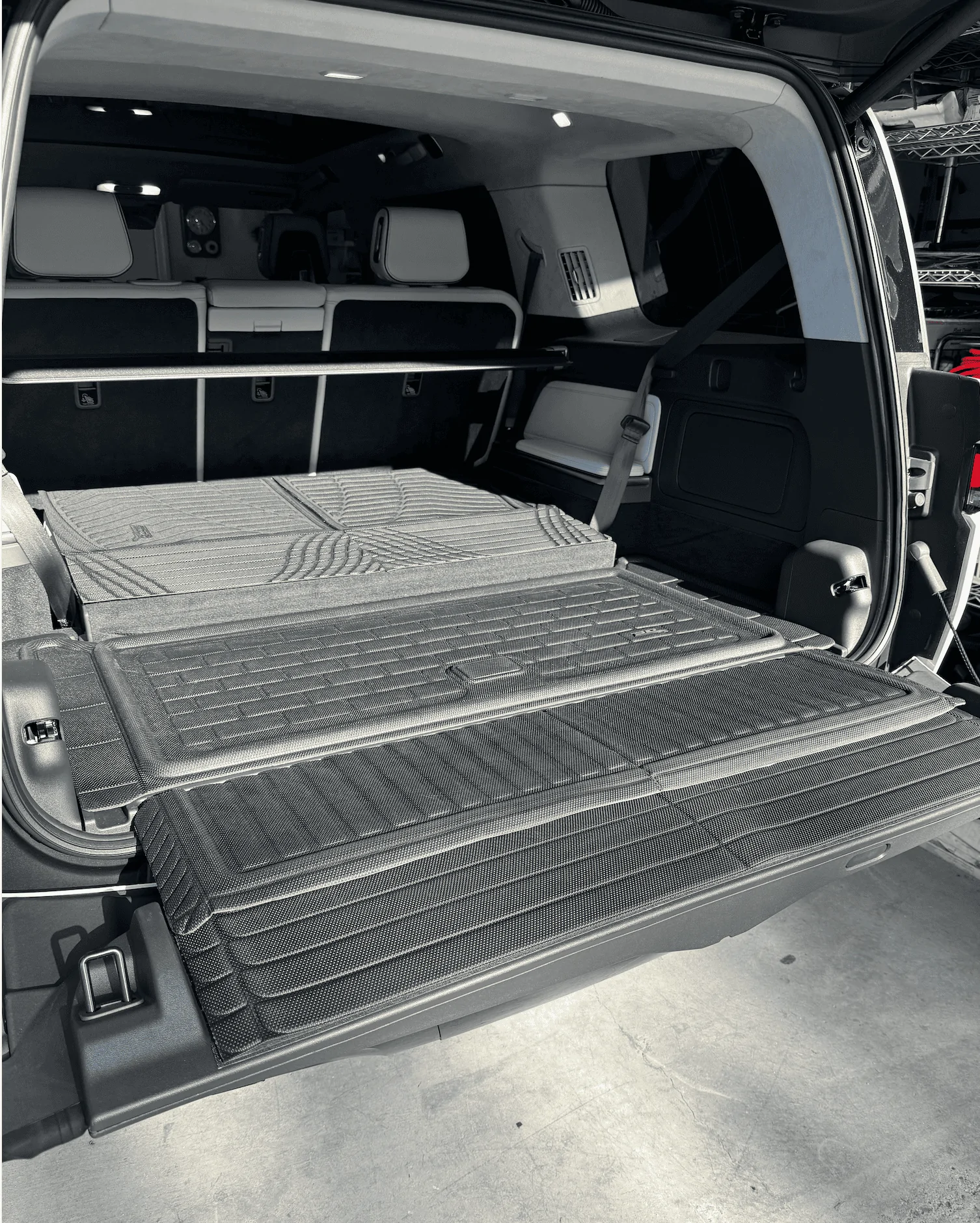 Rivian R1T R1S Rear cargo liner for R1S? 1699140492314