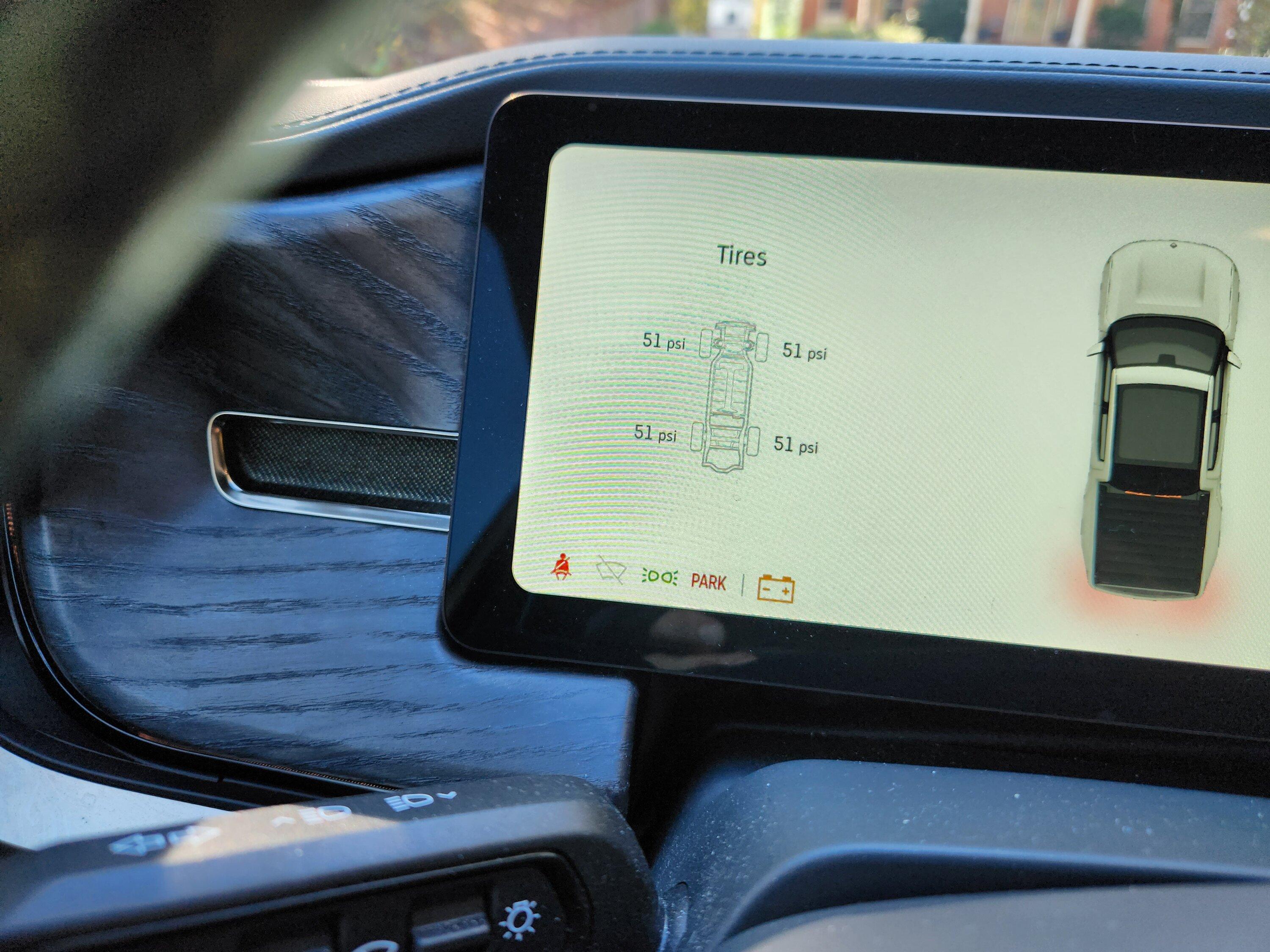 Rivian R1T R1S 12 volt inspection 20231104_155513