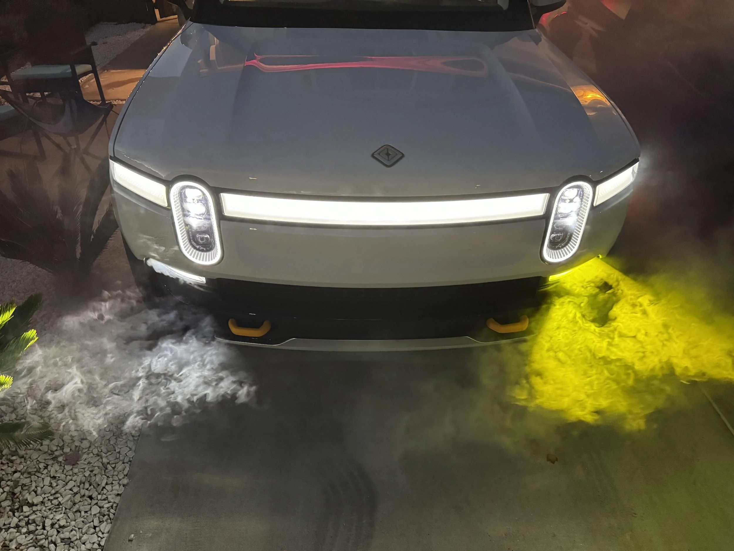 Rivian R1T R1S Driving in Blizzard with Fog Lights IMG_0198