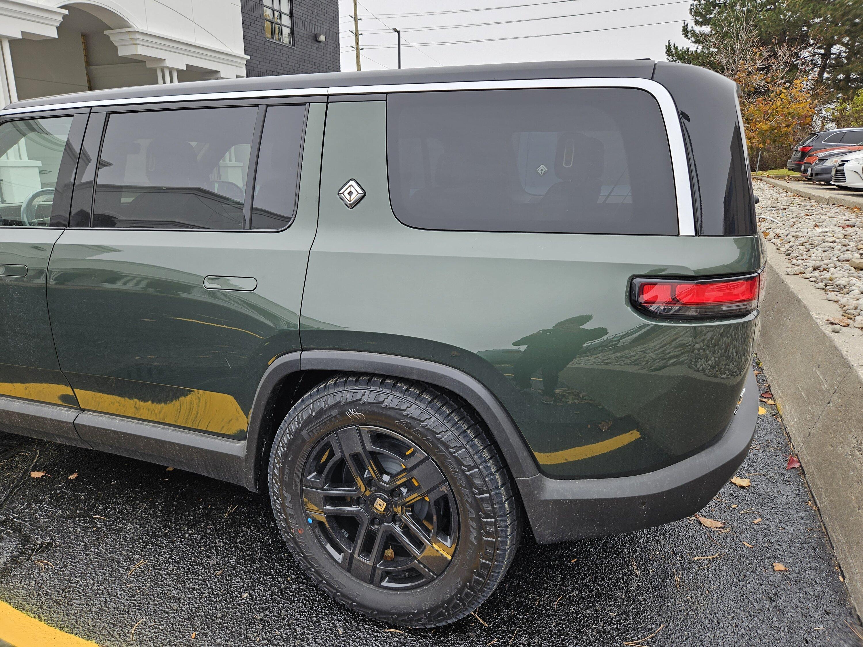 Rivian R1T R1S Ontario Service Centre Location 20231108_130342