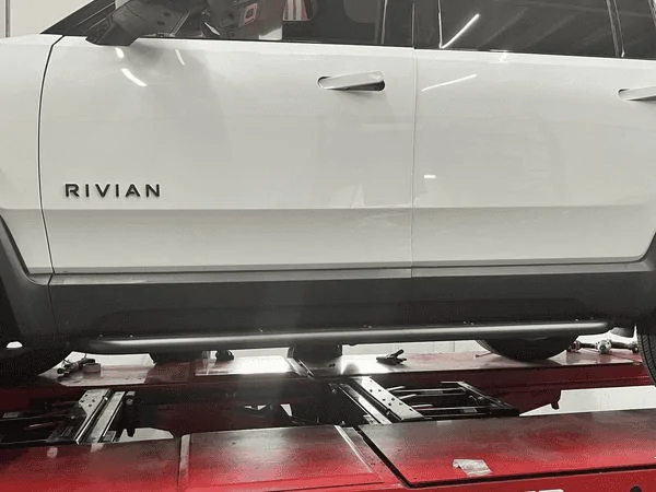 Rivian R1T R1S EVSPORTLINE running boards finally installed 1699484373139