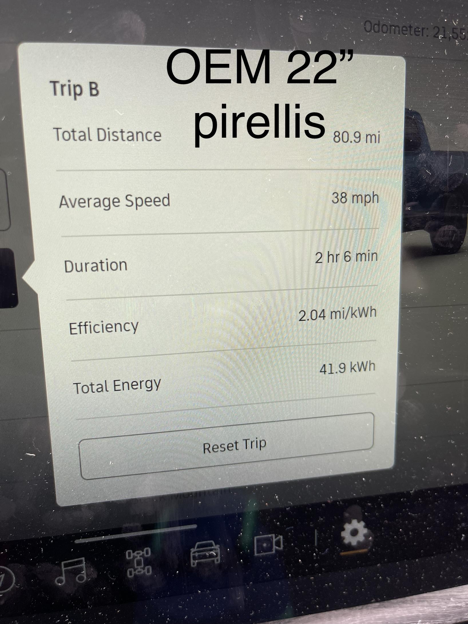 Rivian R1T R1S 22” Continental Terrain Contact A/T tires resulted in a negligible INCREASE in efficiency (2.07 mi/kwh) compared to OEM Pirellis (2.04 mi/kwh) IMG_3111