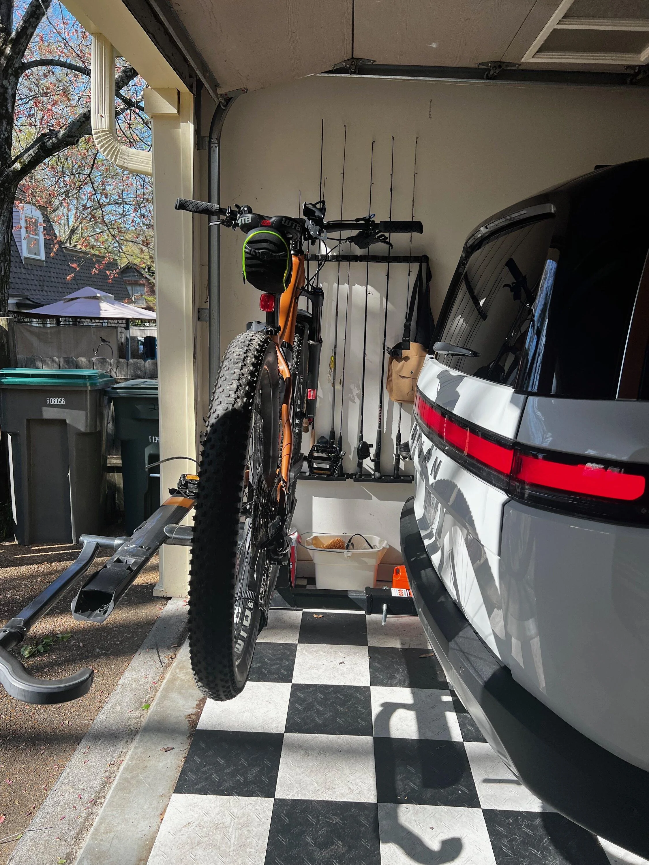 Rivian R1T R1S Bike on hitch rack hitting lift gate (R1S) IMG_8570