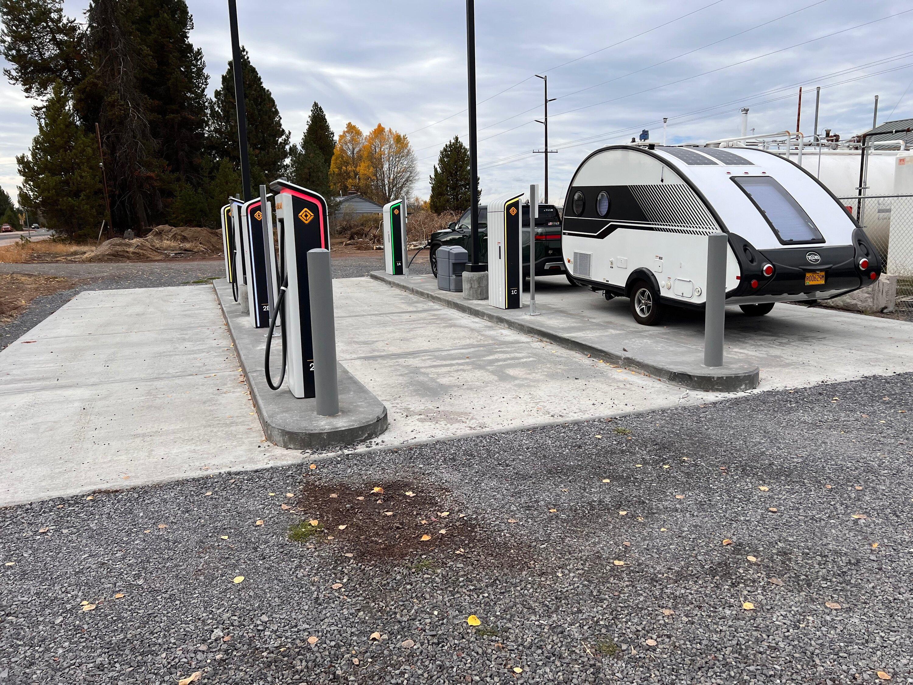 Rivian R1T R1S 4500 mile towing journey - Portland to Tucson and back; with side trips. 1699957248189