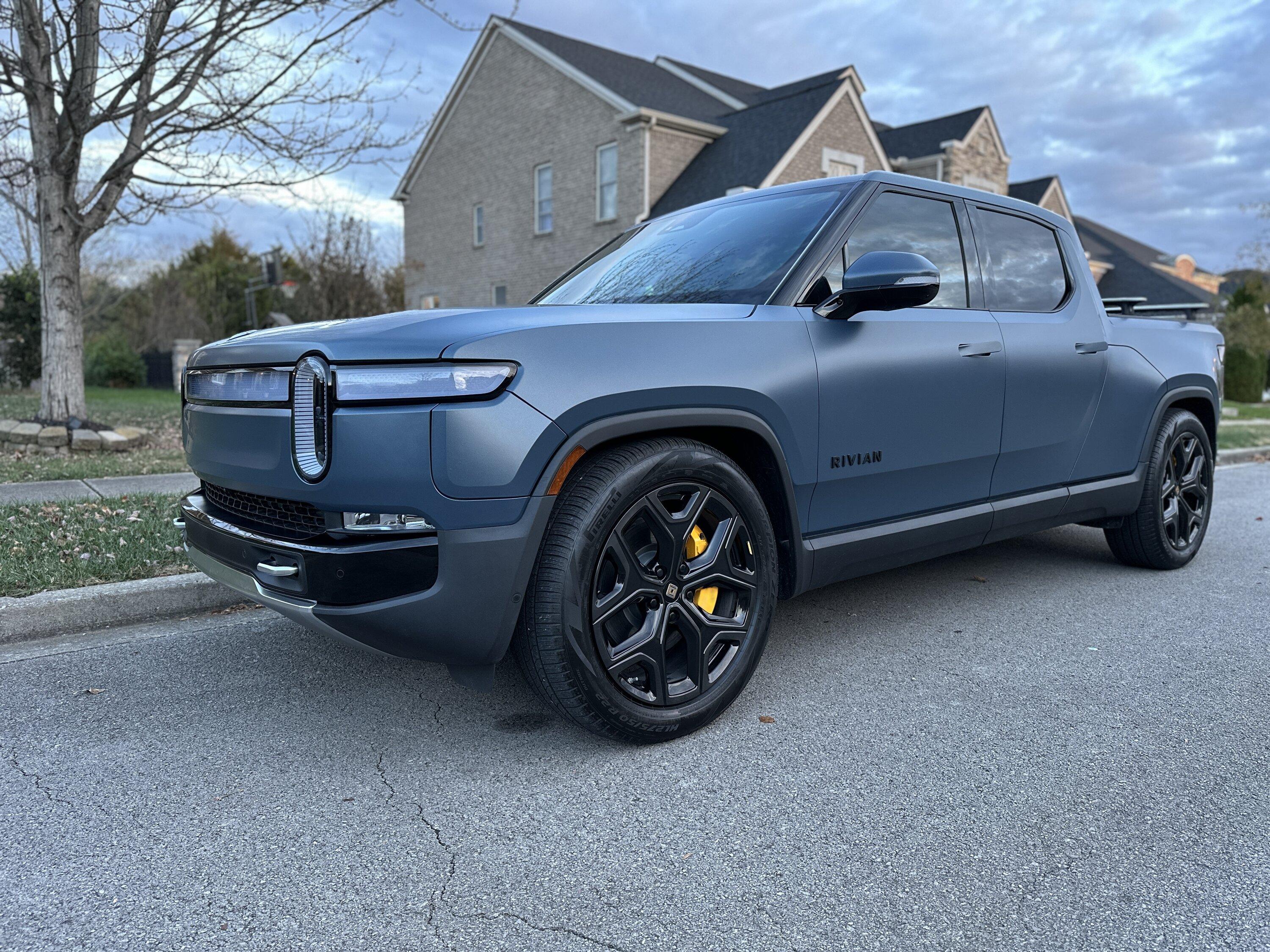 Matte wrap gang! Let's see photos of your matte Rivian R1T & R1S | Page ...
