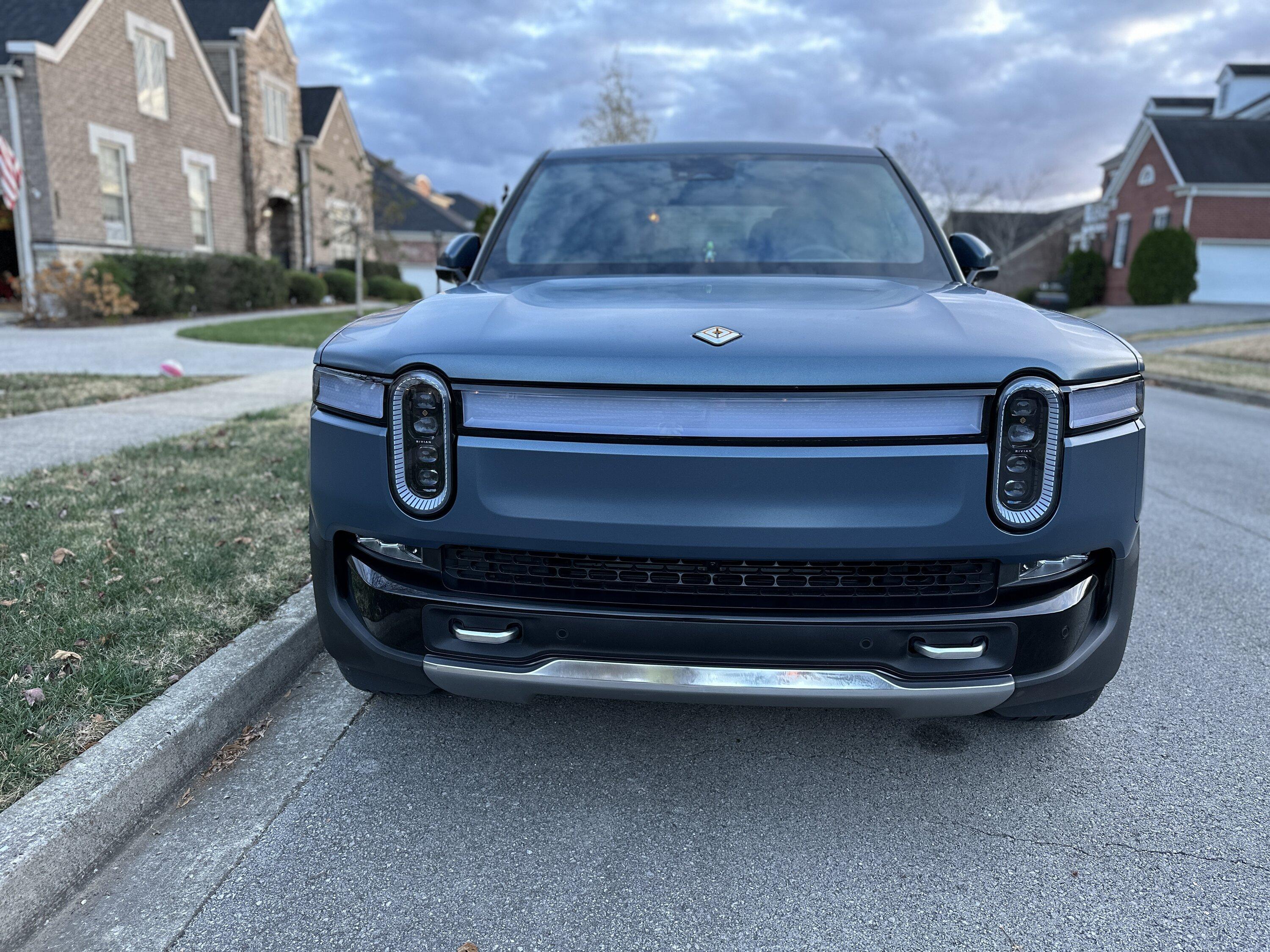 Matte wrap gang! Let's see photos of your matte Rivian R1T & R1S | Page ...