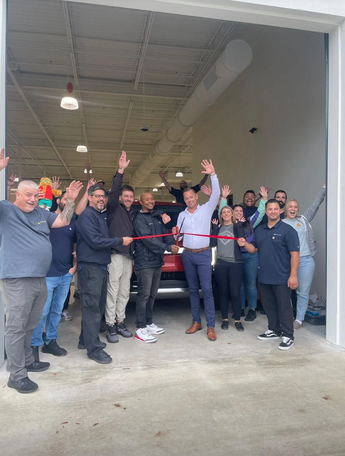 Rivian R1T R1S Tampa Service Center - July '22 update IMG_6428