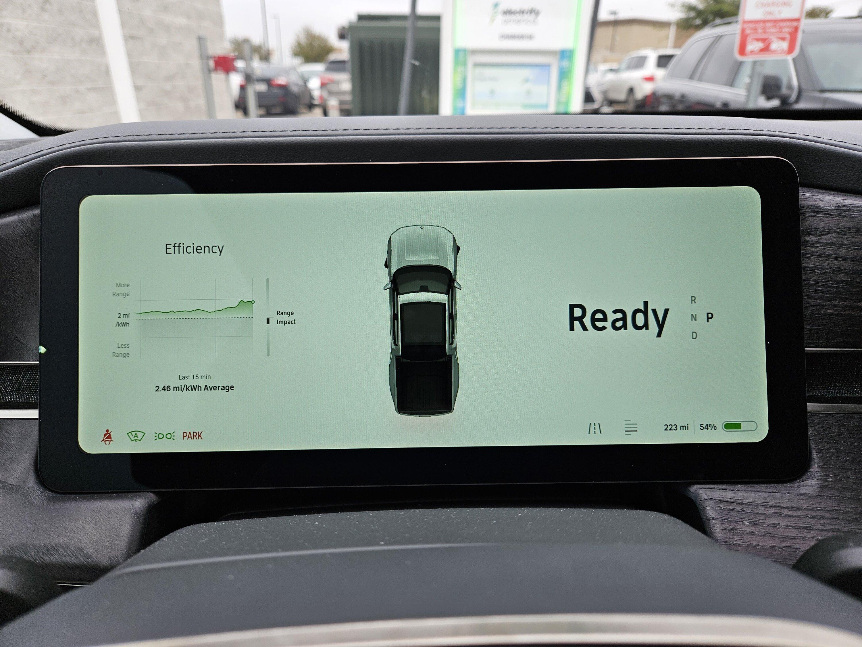 Rivian R1T R1S 90 mile Max Pack test drive - efficiency results at 69 mph 20231117_142643