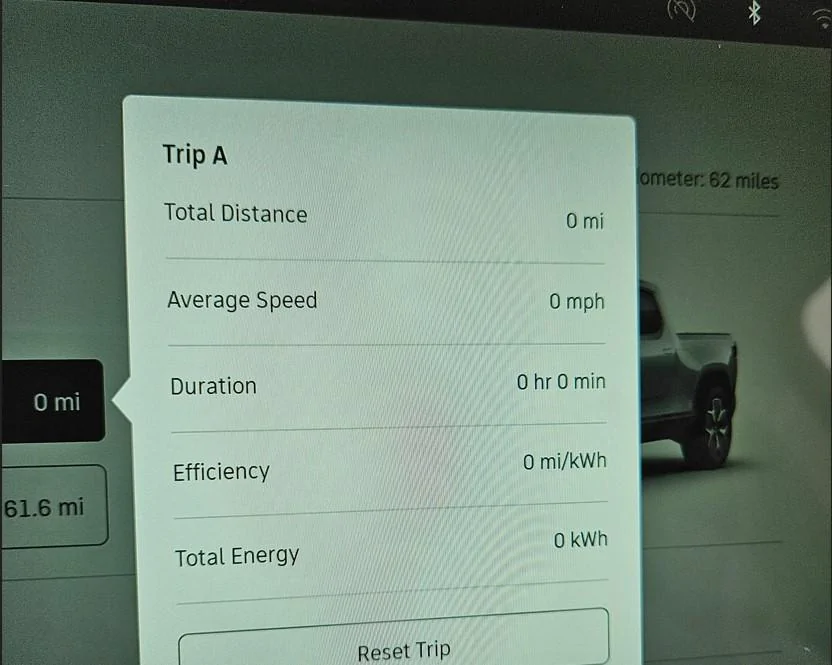 Rivian R1T R1S 90 mile Max Pack test drive - efficiency results at 69 mph r1-start
