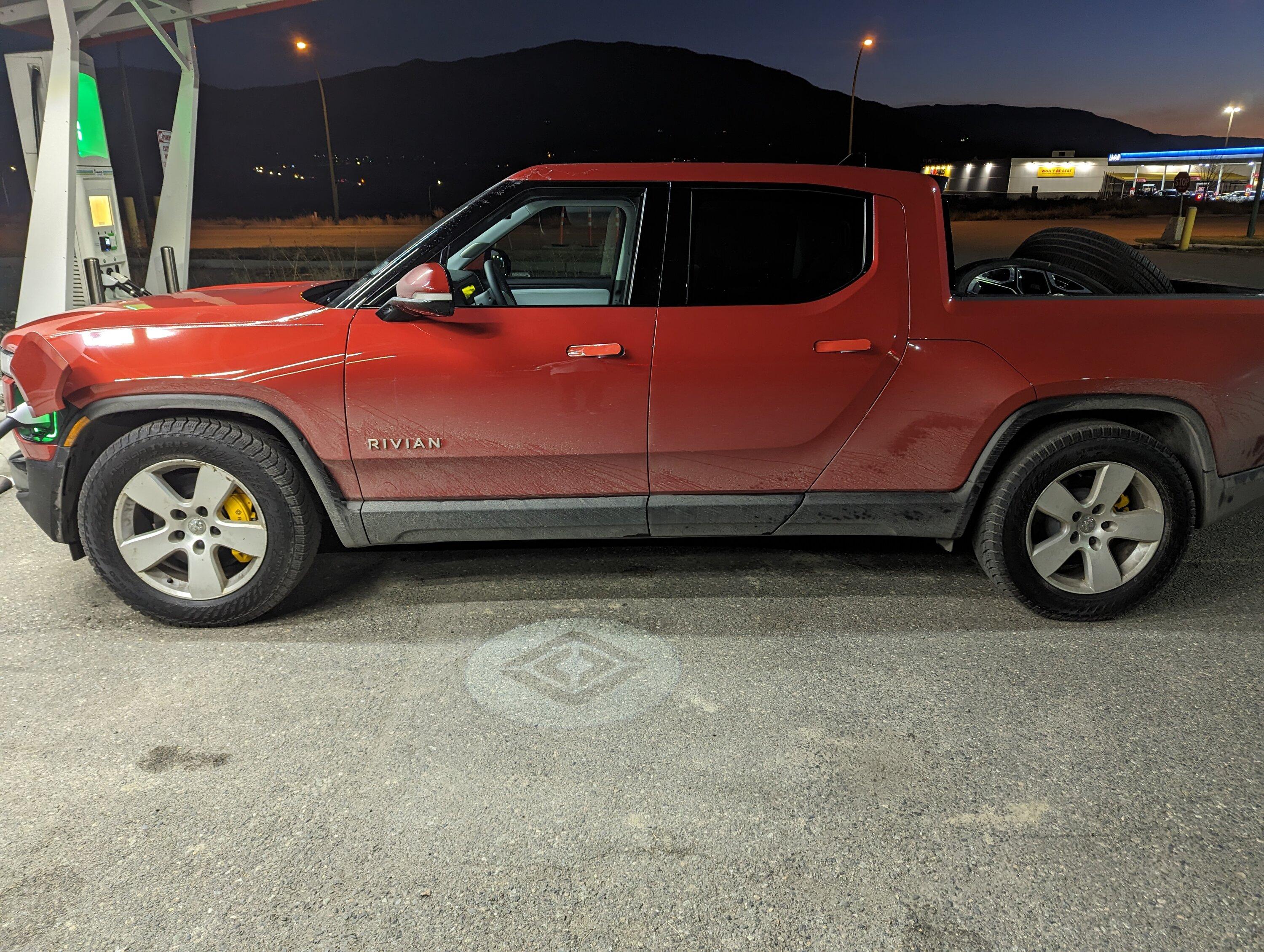 Rivian R1T R1S Winter tires? PXL_20231118_010249689.MP