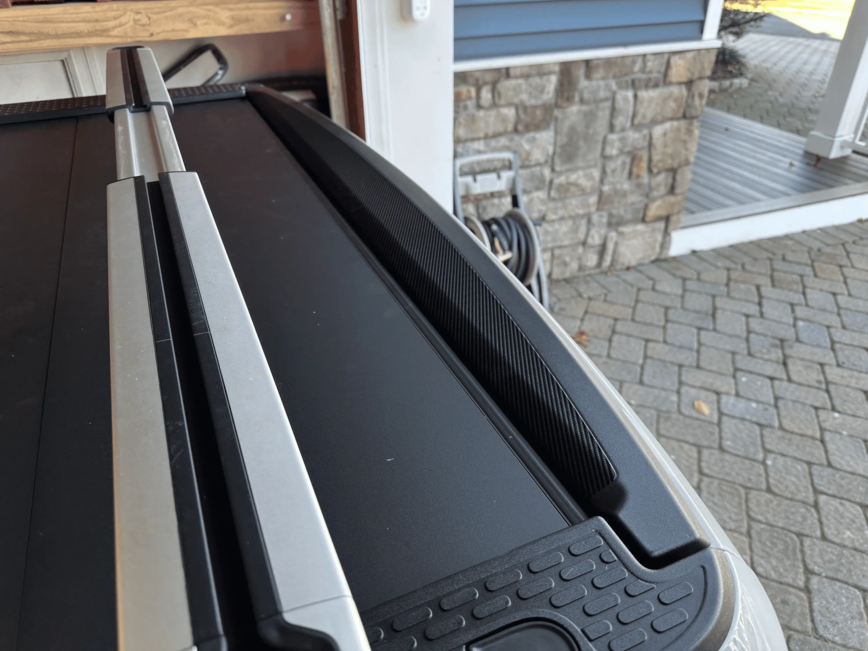 Rivian R1T R1S Wrap for tailgate edge 1700433915767