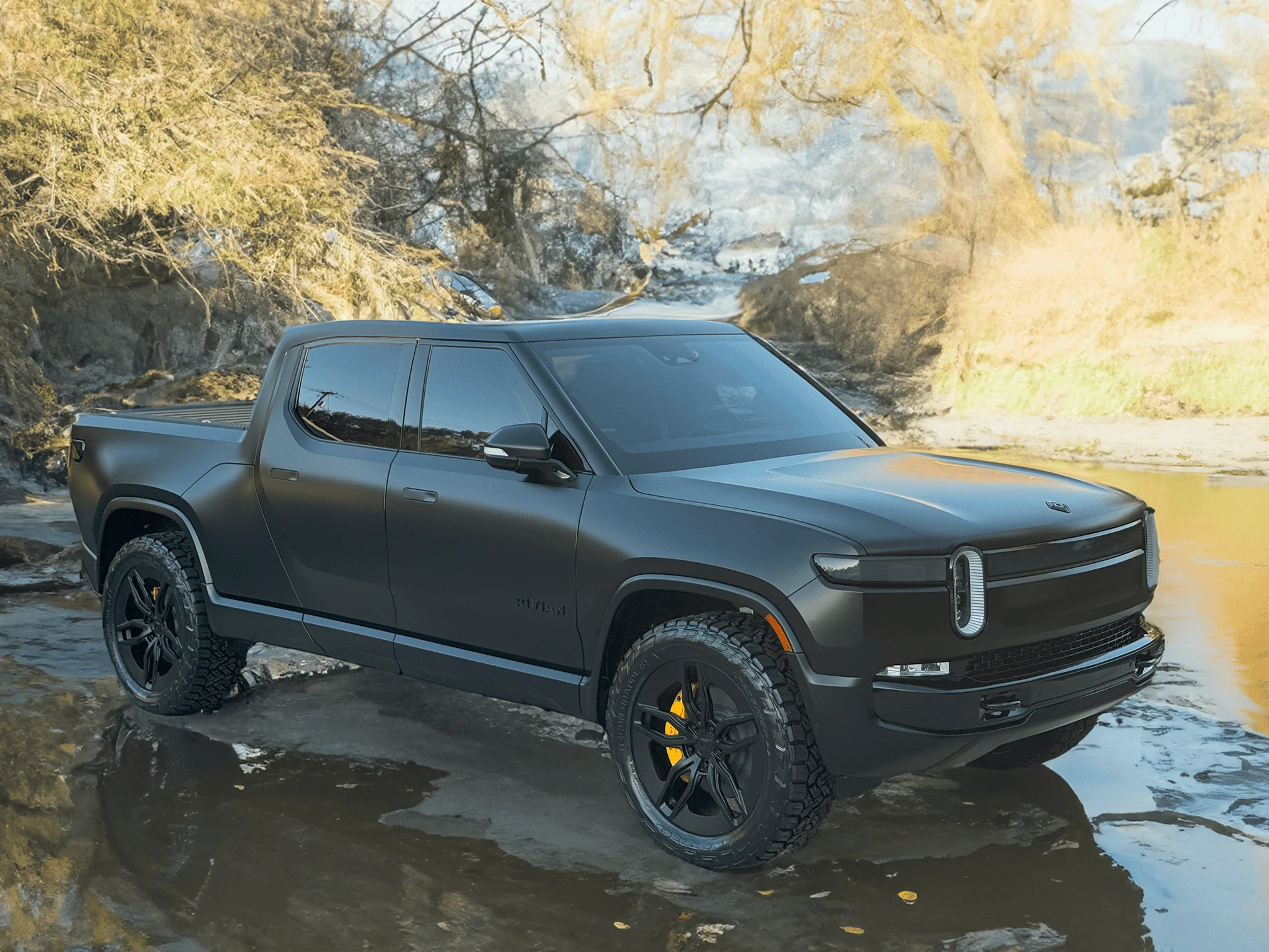 Rivian R1T R1S Project Midnight R1T dry-brush-riverbed-small-png