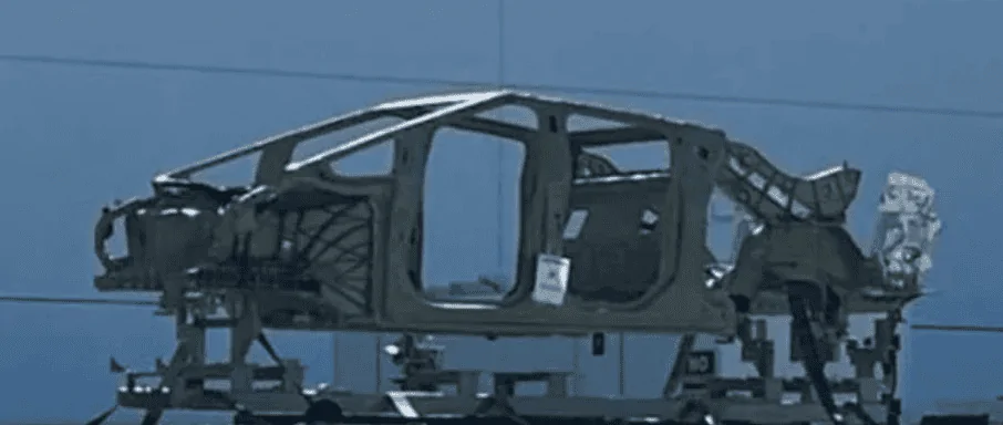Rivian R1T R1S Cybertruck gets 11,000 lbs tow rating / 2,500 lbs payload (official) + "shatter-resistant glass" 1700509983009