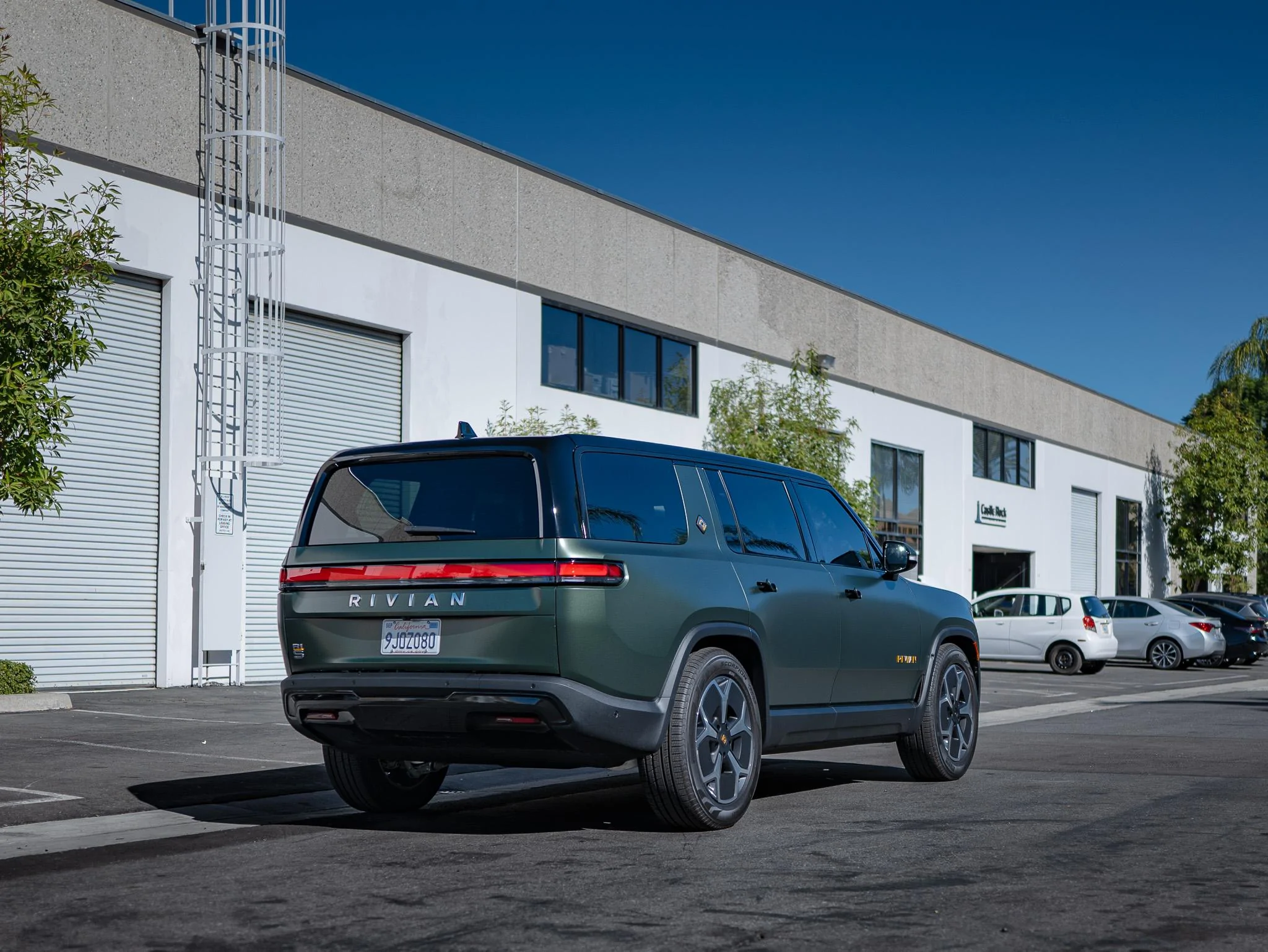 Rivian R1T R1S Forest Green R1S Receives Full KAVACA Matte PPF P1113825