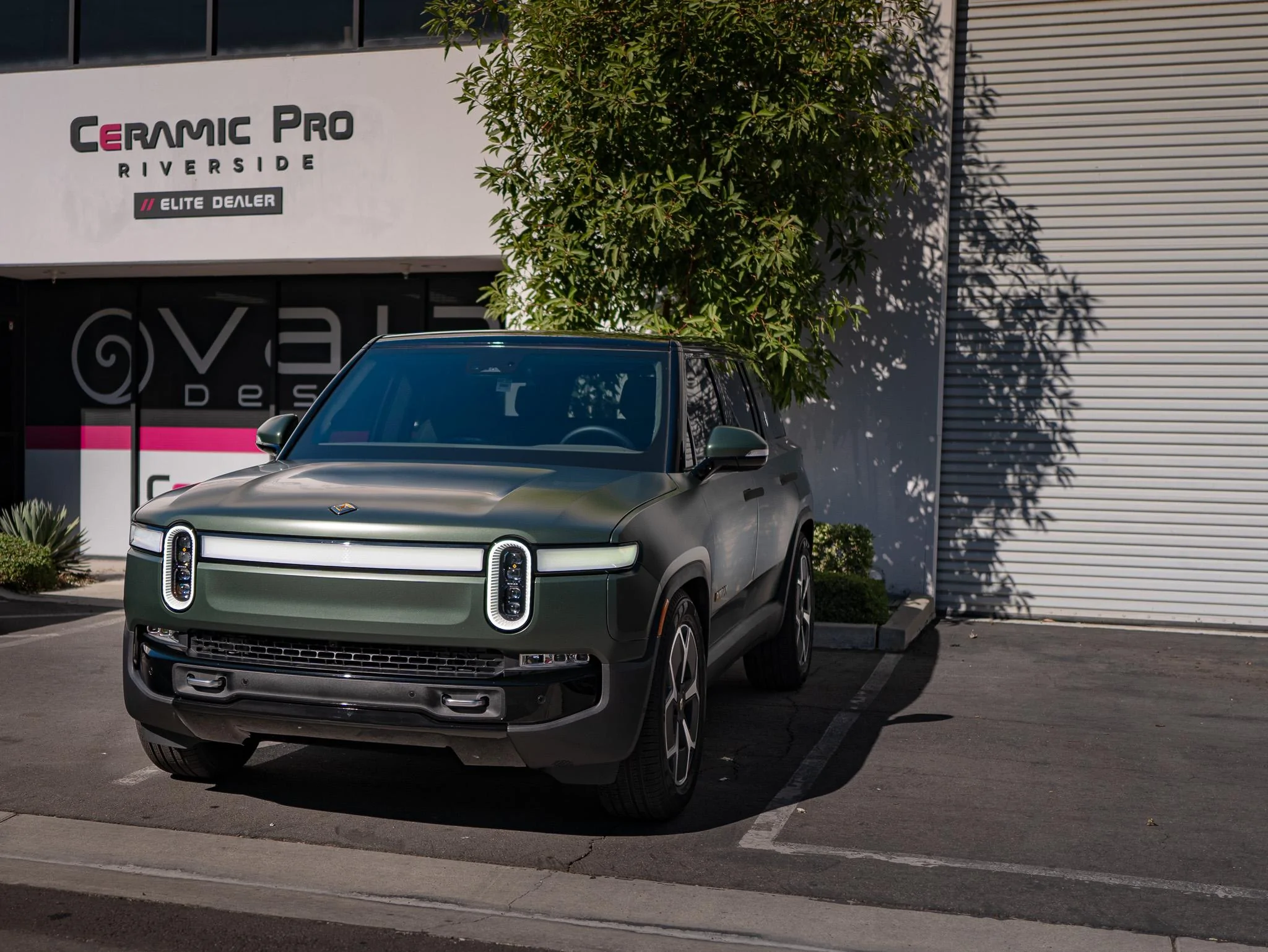 Rivian R1T R1S Forest Green R1S Receives Full KAVACA Matte PPF P1113849