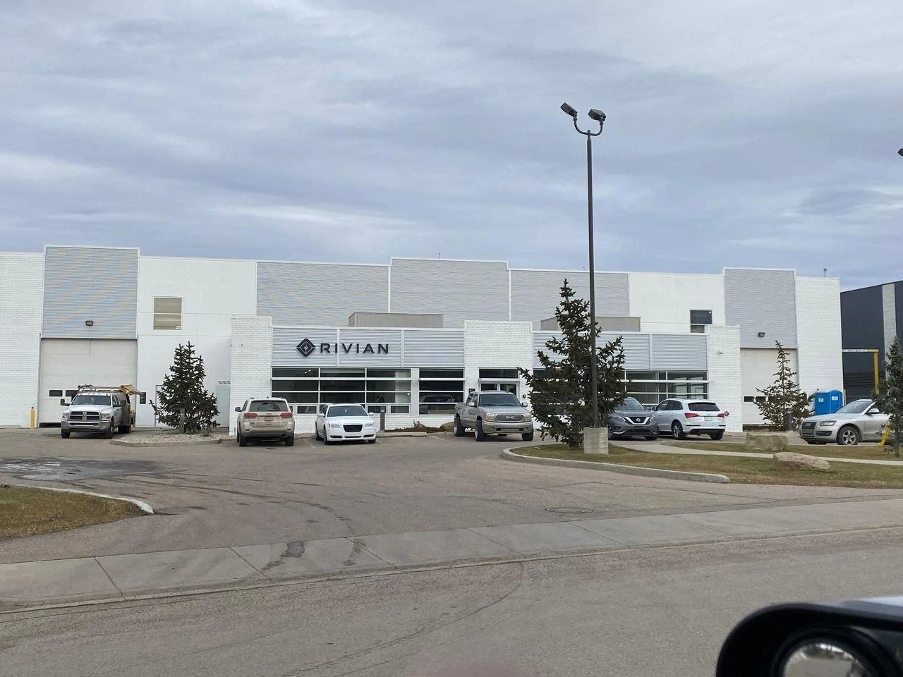 Rivian R1T R1S Calgary Service Centre Plans Revealed nc_ohc=OXRMYpEWjUYAX8Qe5Bc&_nc_ht=scontent.fyxd2-1