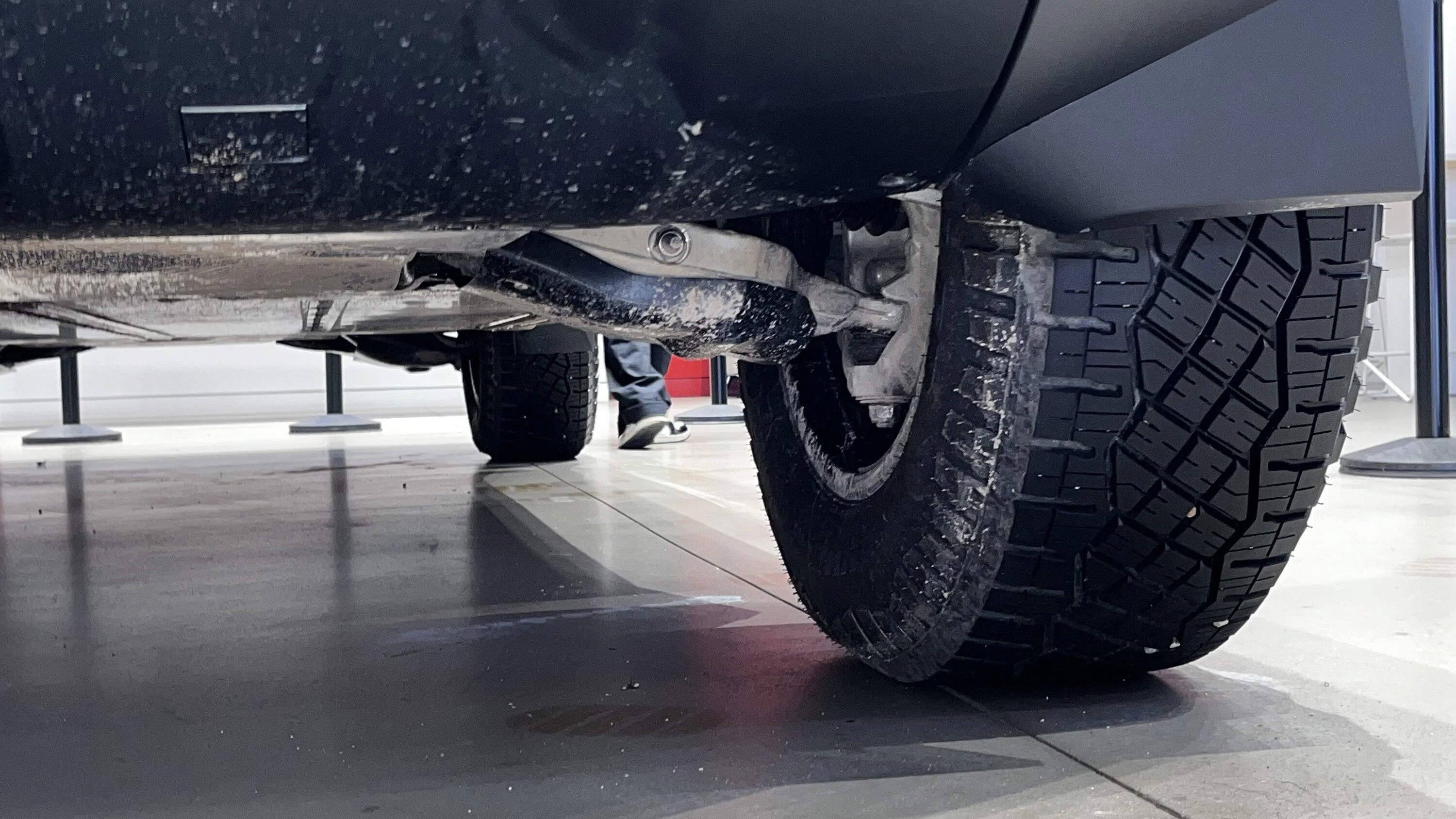 Rivian R1T R1S Saw CT in UTC Tesla Store IMG_1974