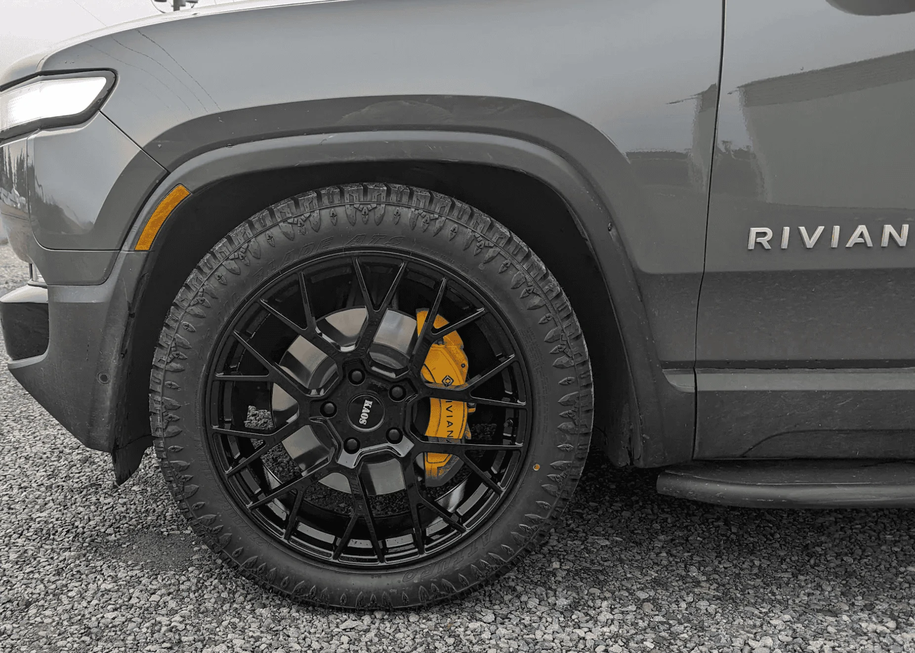 Rivian R1T R1S 22" Kaos Wheels Now @ s00nish.com Screenshot 2023-11-24 at 6.57.29 PM