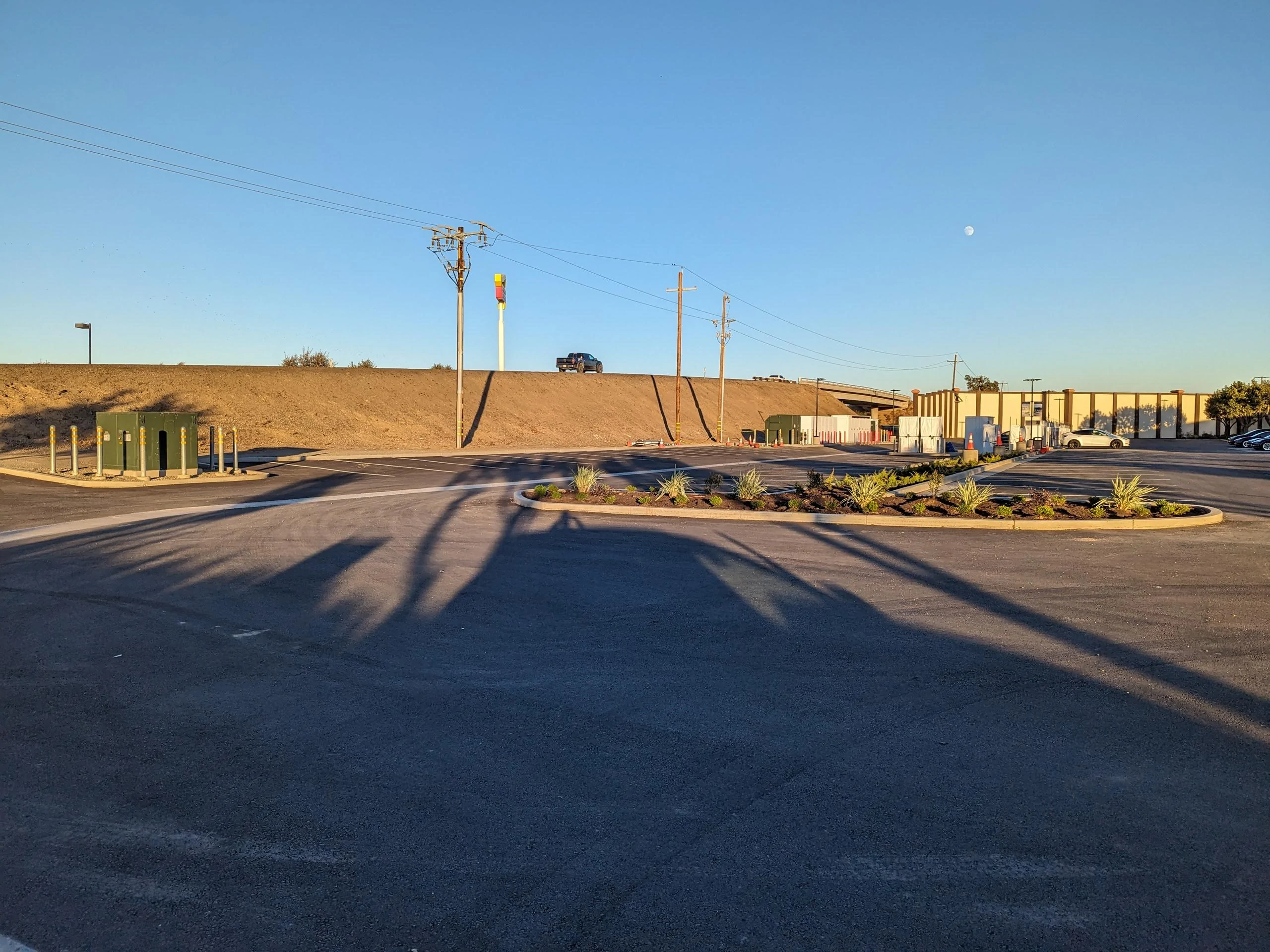 Rivian R1T R1S RAN Rivian Charging Stations Locations Map via Google Maps PXL_20231125_001207734