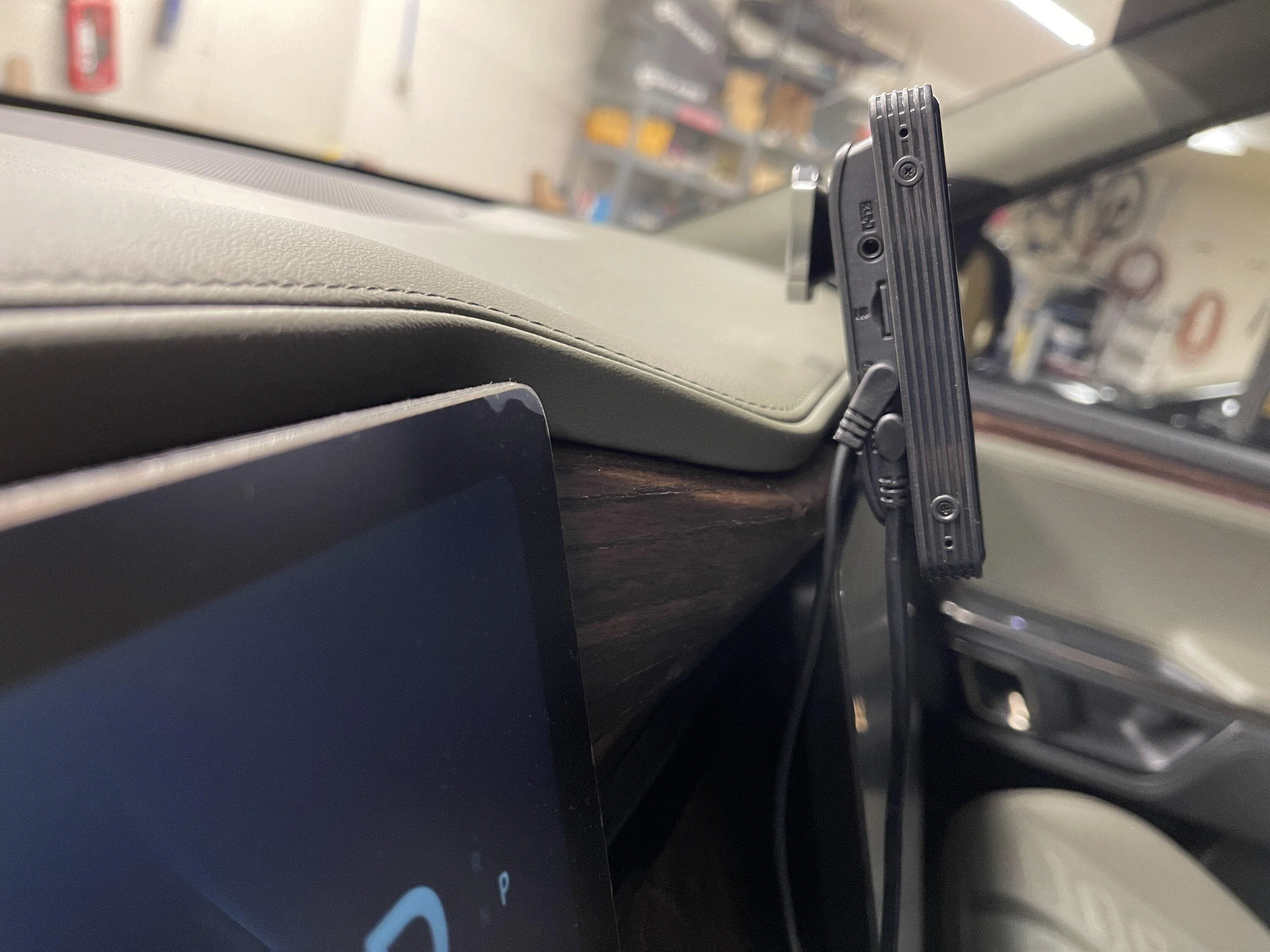 Rivian R1T R1S Another CarPlay Add-on Screen Option IMG_9783