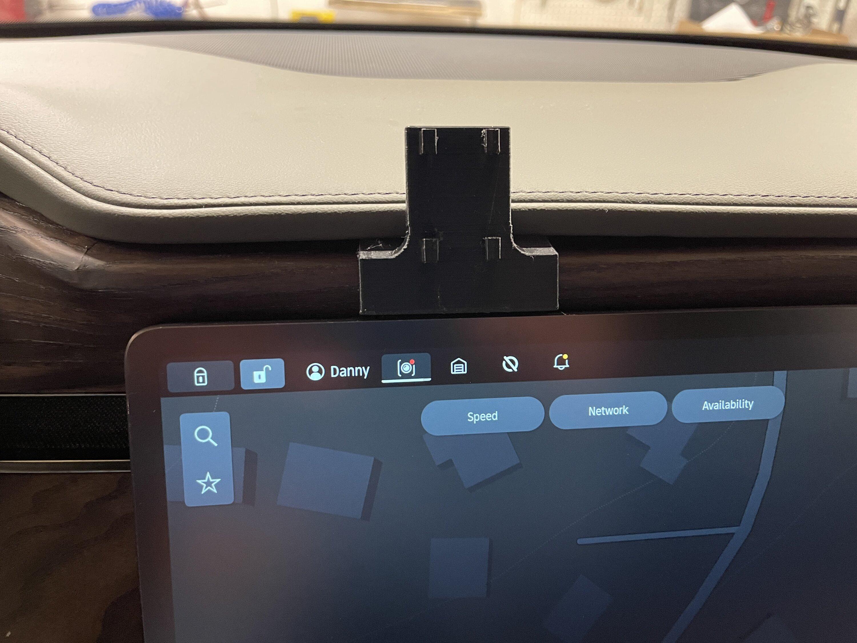 Rivian R1T R1S Another CarPlay Add-on Screen Option IMG_9782