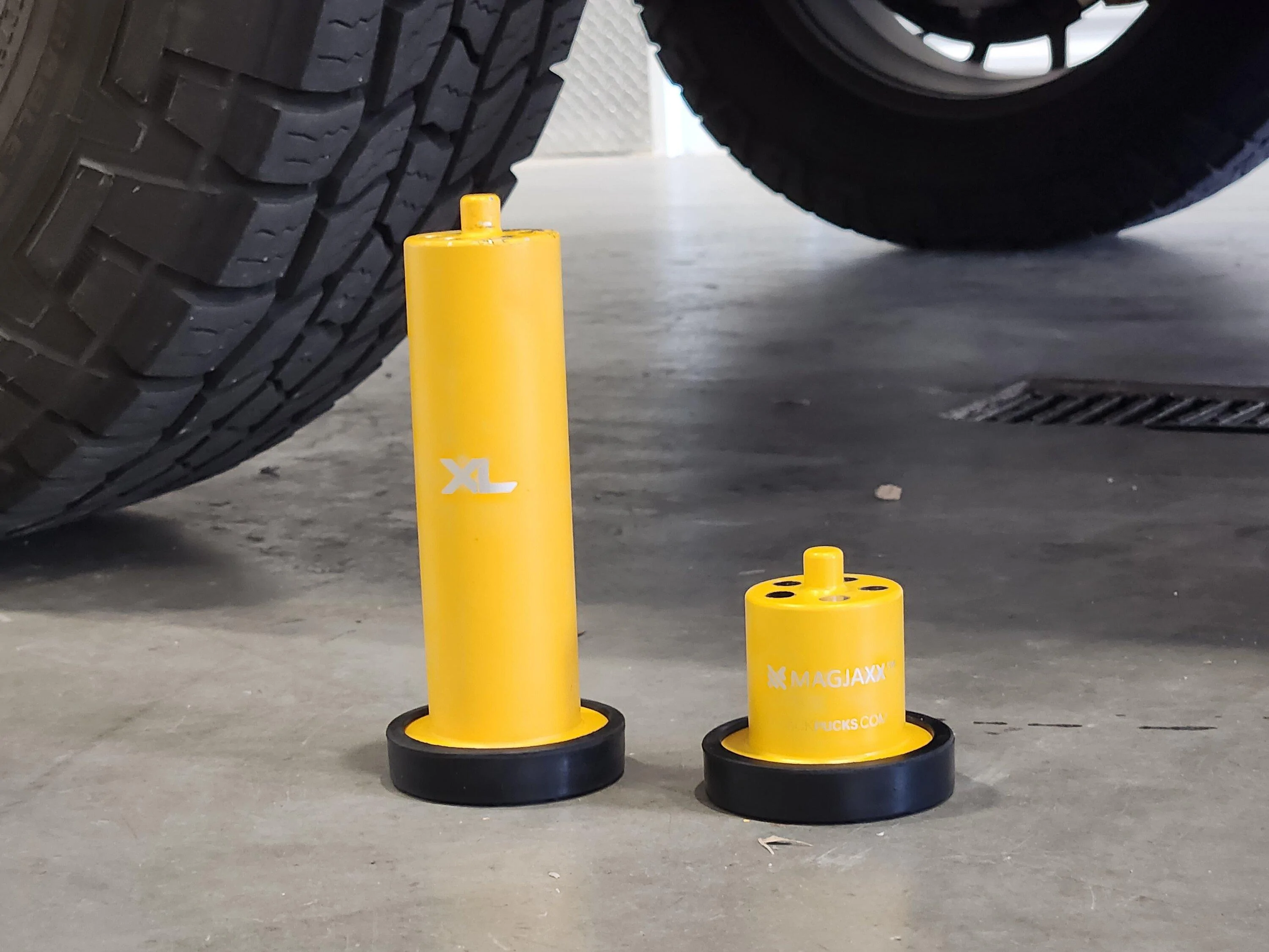 Rivian R1T R1S What jack should I use for tire rotations? 20231007_081403