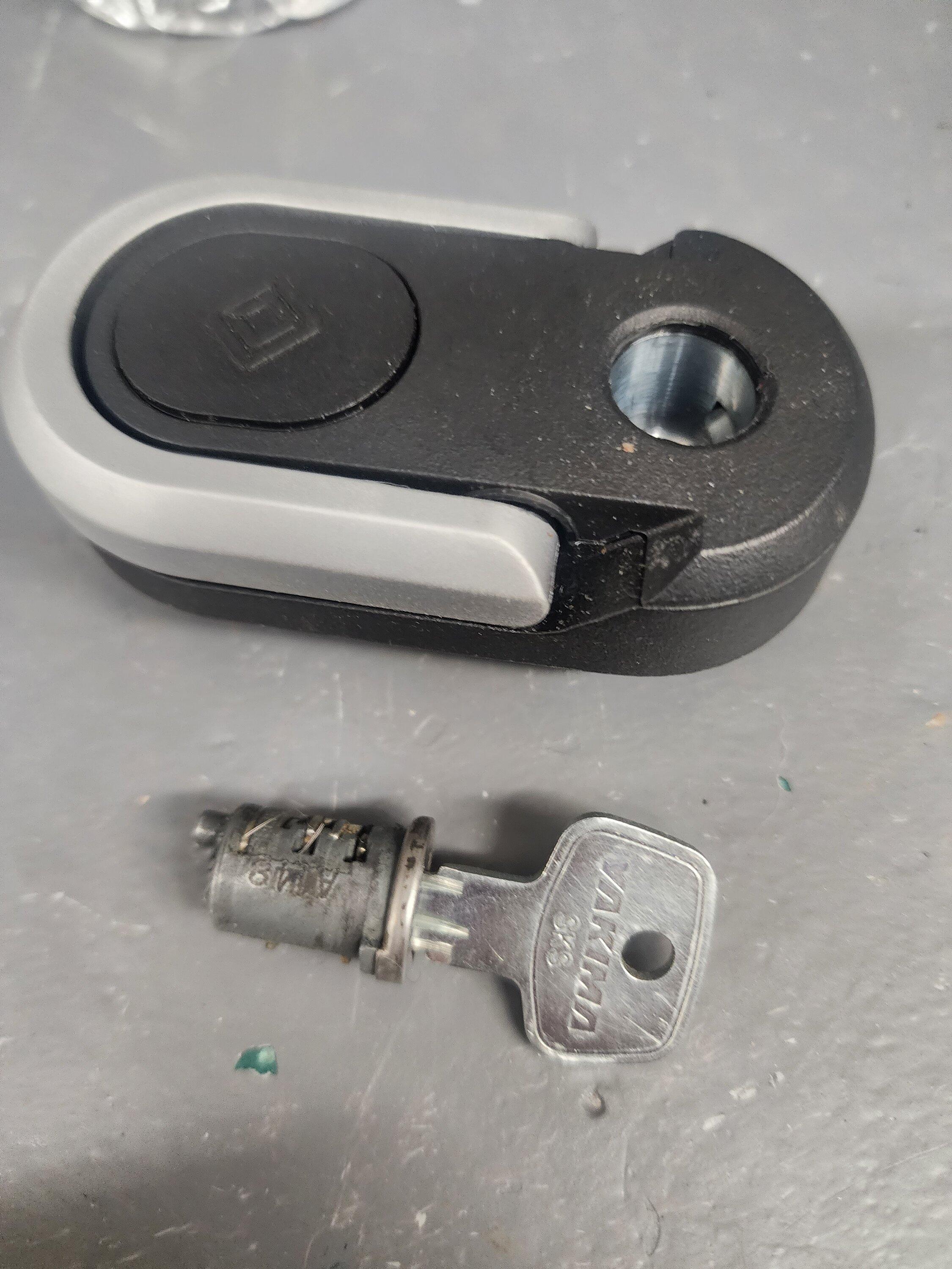 Rivian R1T R1S R1S Tie Down Anchors - Locking holes 20231129_063731