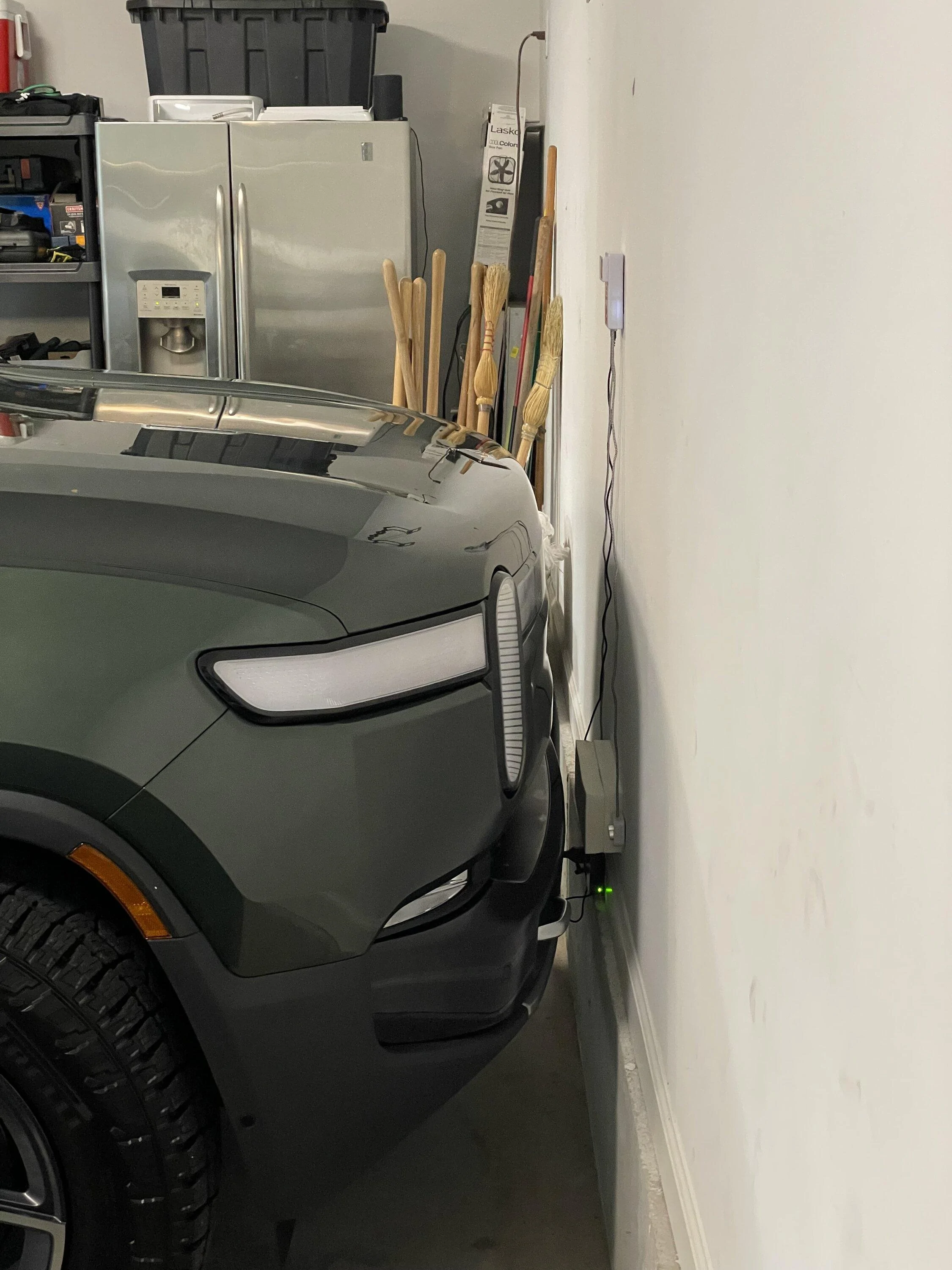 Rivian R1T R1S It fits! IMG_3269