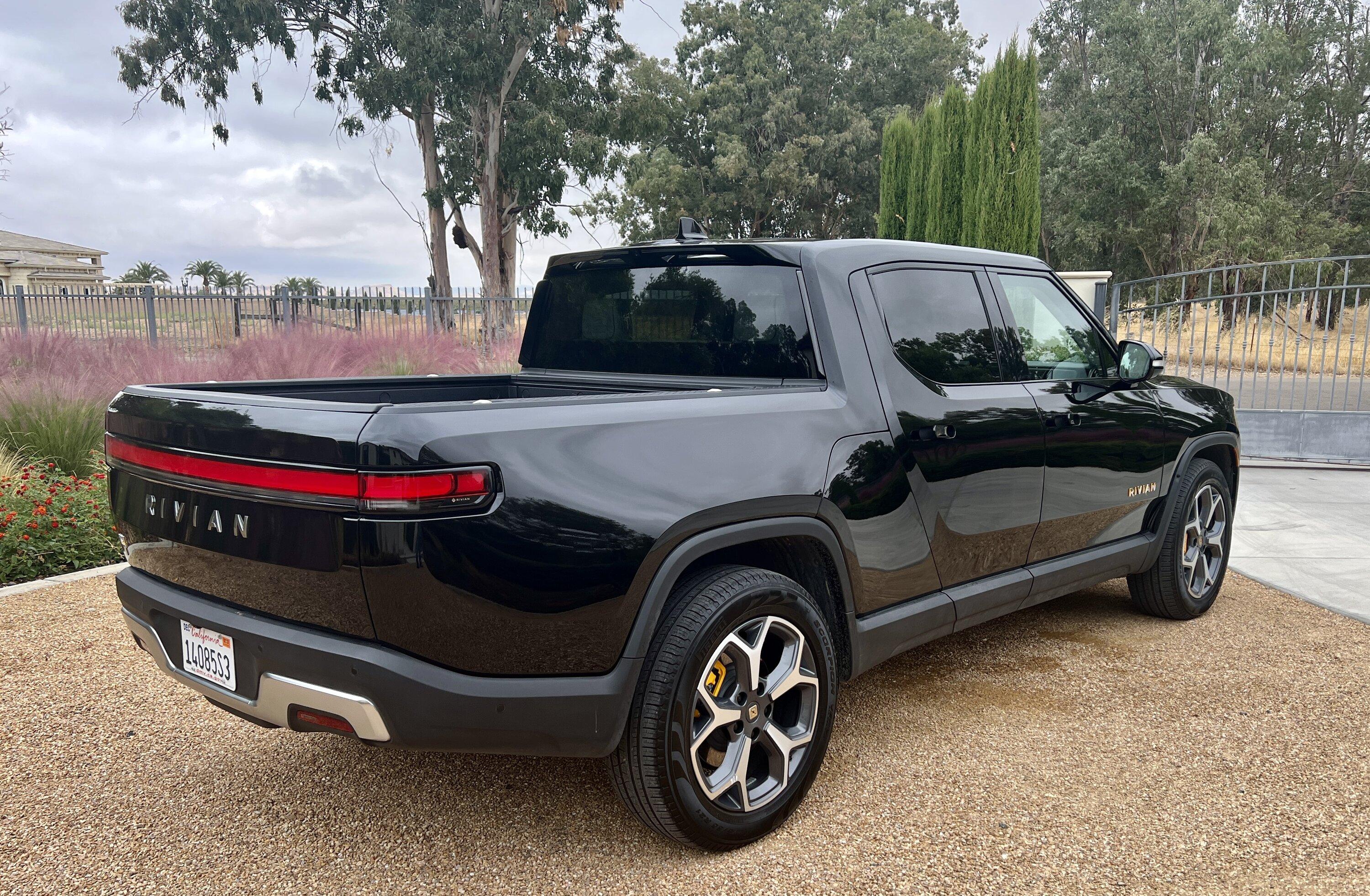 Rivian R1T R1S 2022 R1T Adventure Package-  $72,000  -Midnight Exterior, Ocean Coast Interior Photo Oct 23 2023, 1 07 47 PM
