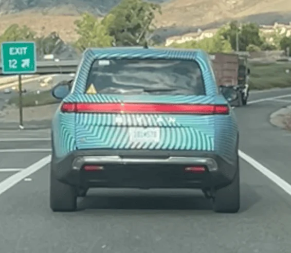 Rivian R1T R1S R2 spied on the road? 1701387033378