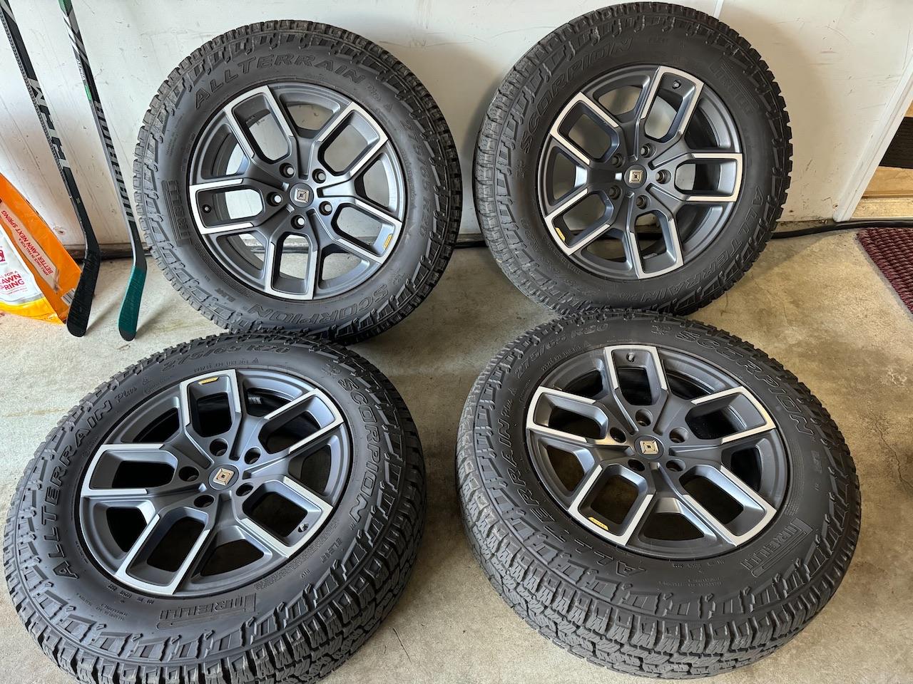 Rivian R1T R1S FS: 20" AT wheels and tires IMG_0255