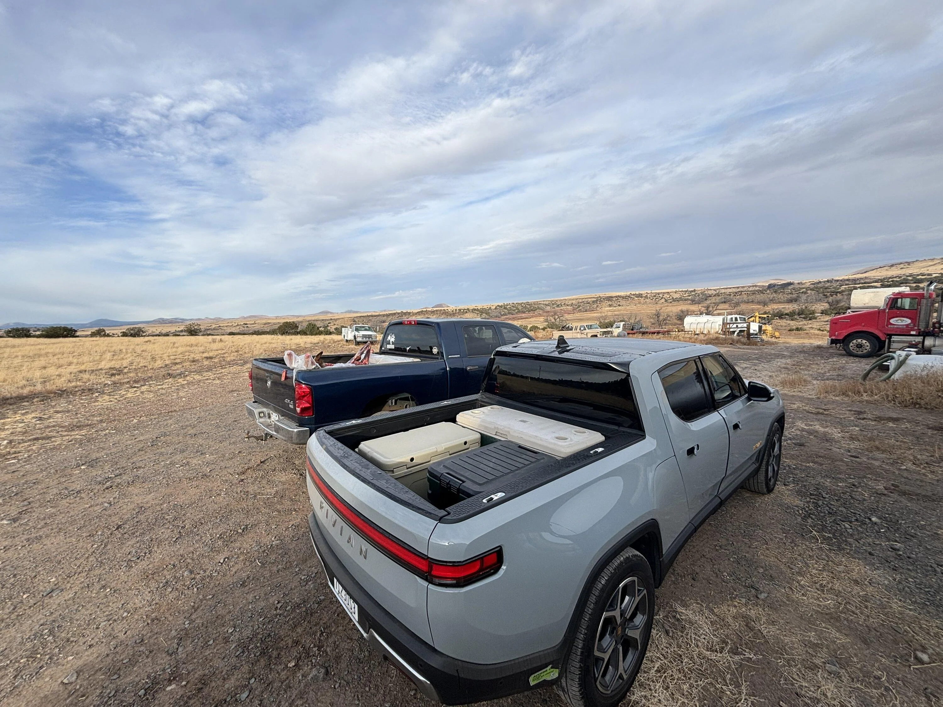 Rivian R1T R1S CA to AZ hunting trip with guerrilla charging (RAN, EA, RV plug) IMG_1708