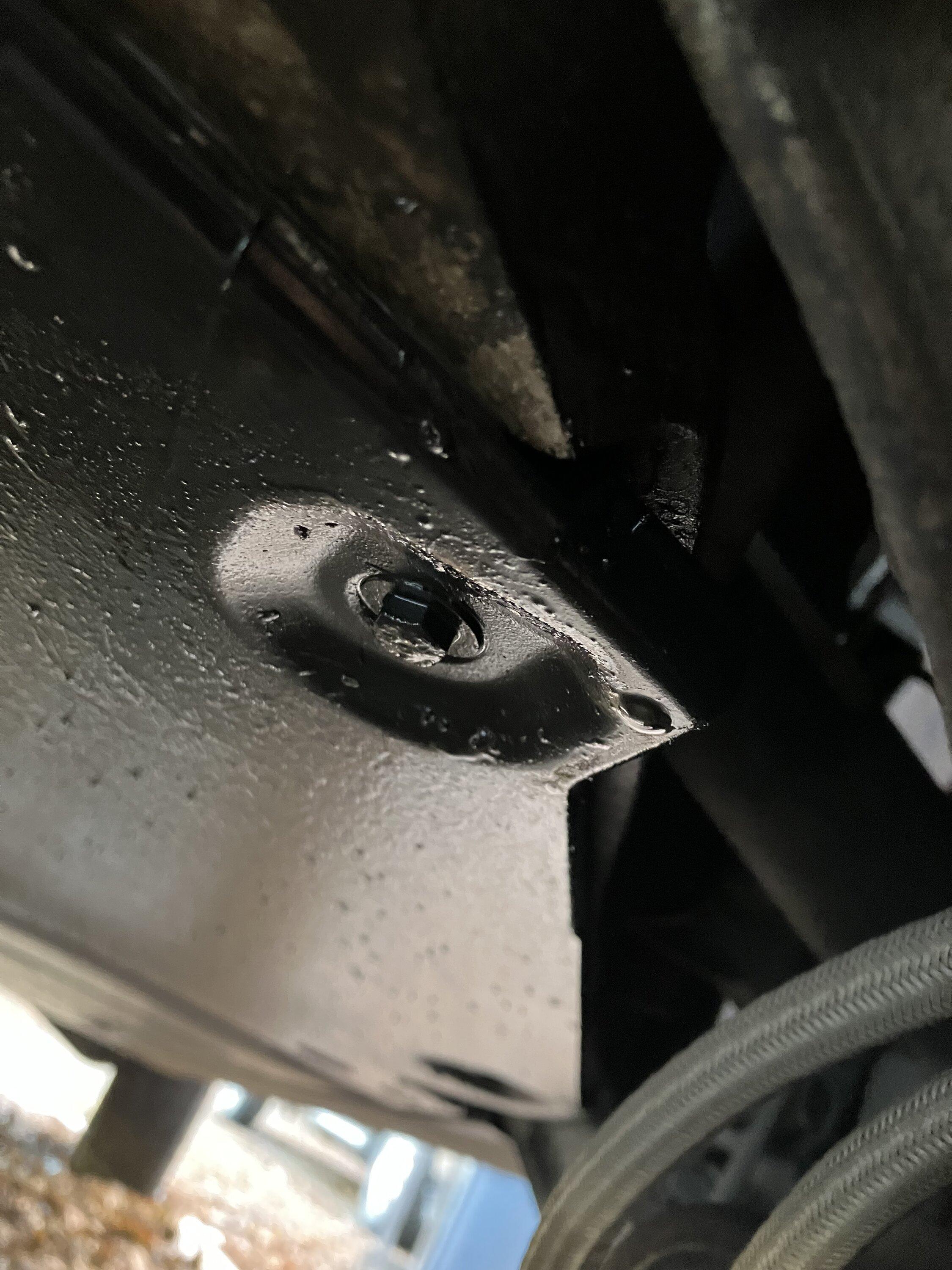 Rivian R1T R1S Oil leak - maybe rear drive? [RESOLVED] IMG_1098