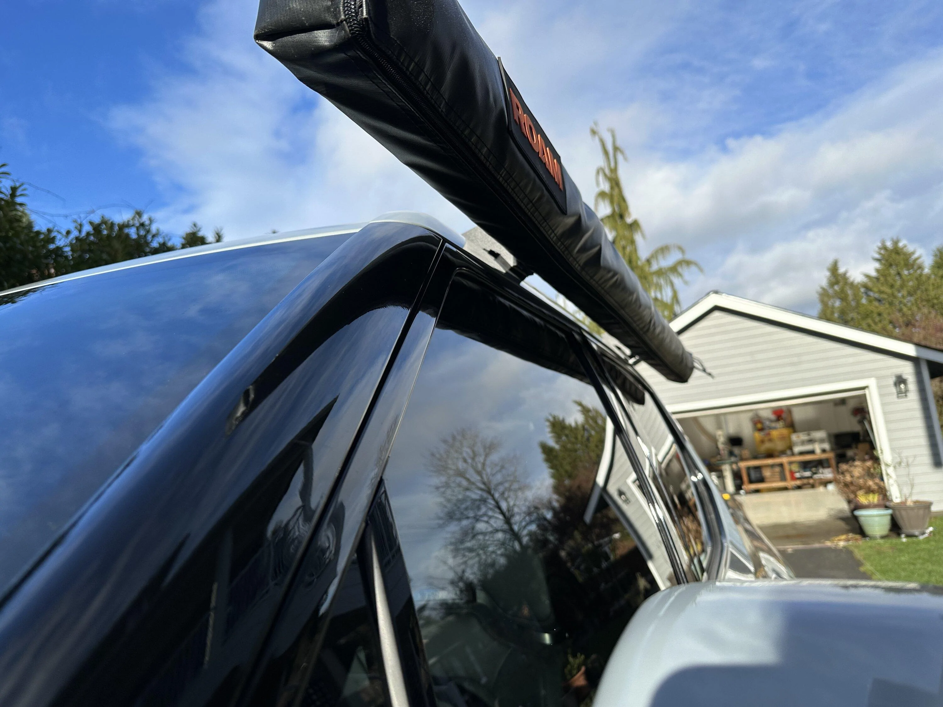 Rivian R1T R1S Awning without crossbars -- my setup IMG_1412