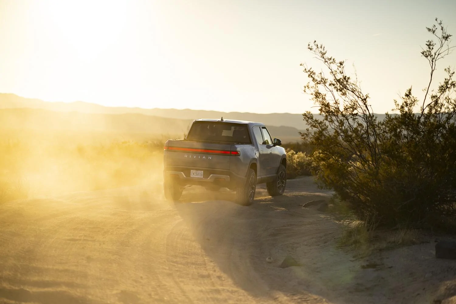 Rivian R1T R1S The Mojave Road_Trip Report _02a3497