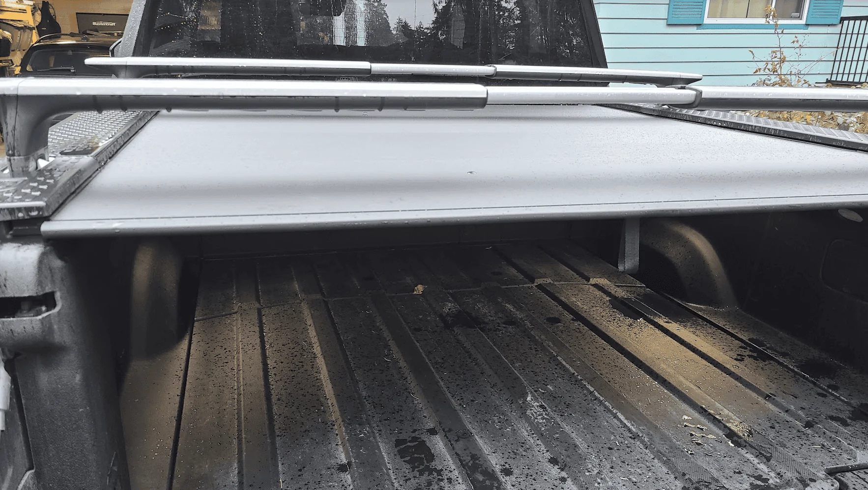 Rivian R1T R1S Manual tonneau shipped to Canada 1701885483766