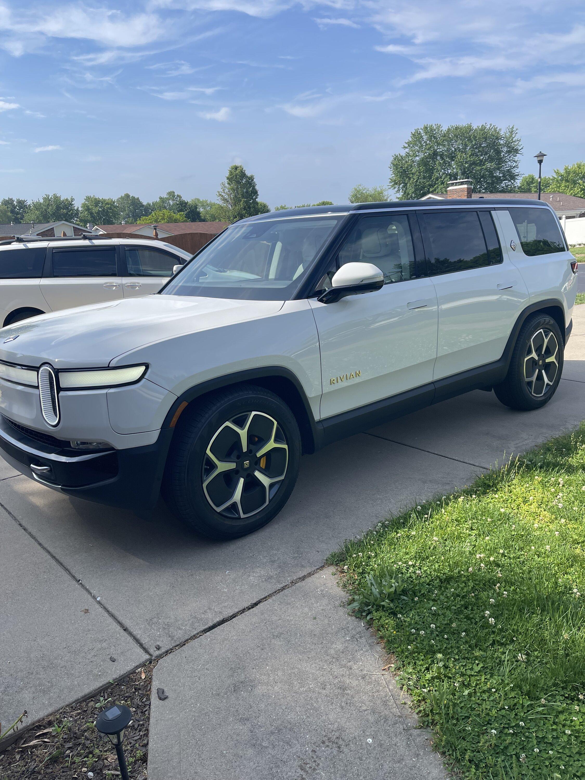 Rivian R1T R1S Missouri 1701897022766