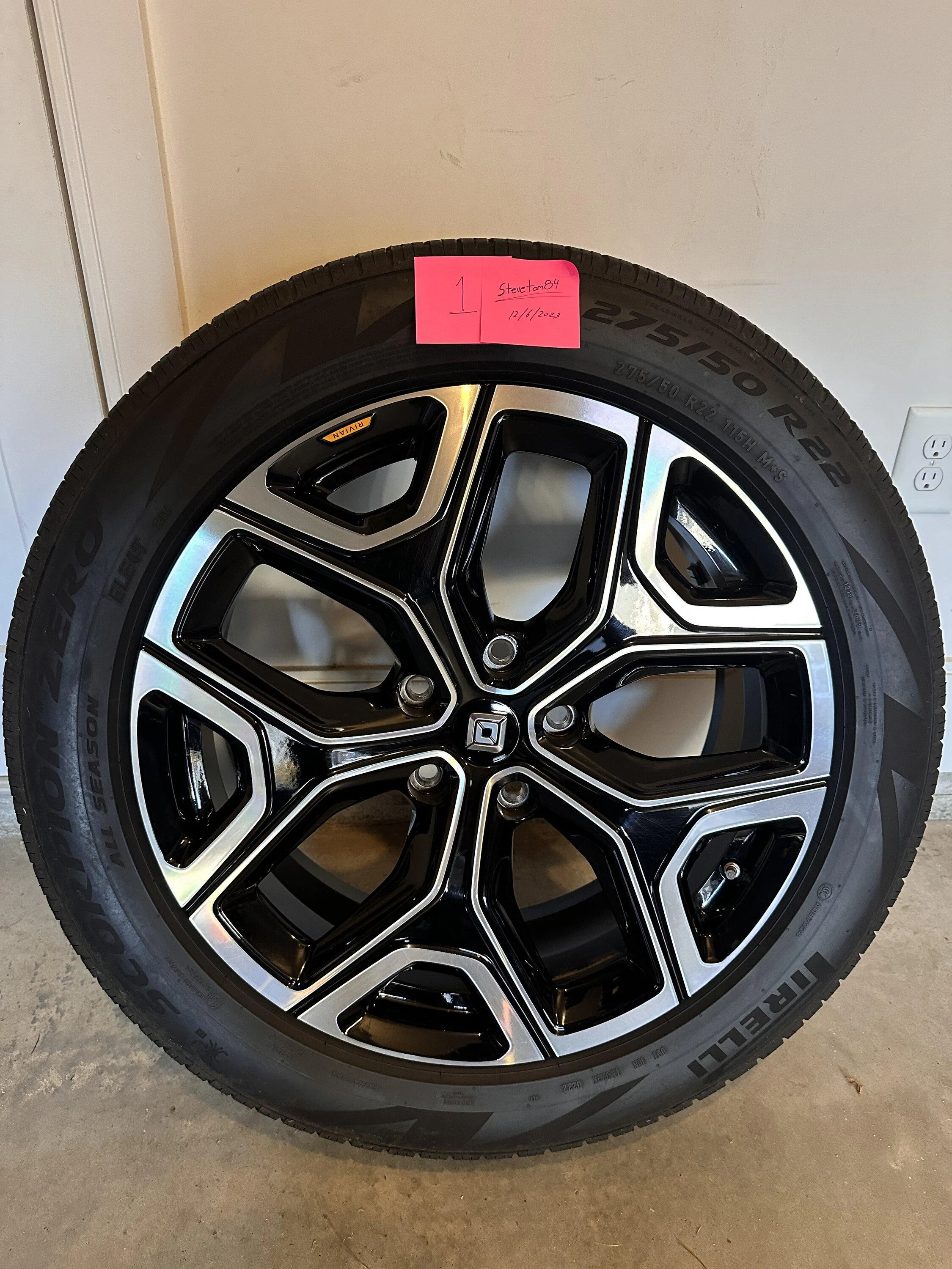 Rivian R1T R1S FS - Set of 22" Sport Brights with TPMS and Center Caps IMG_3646