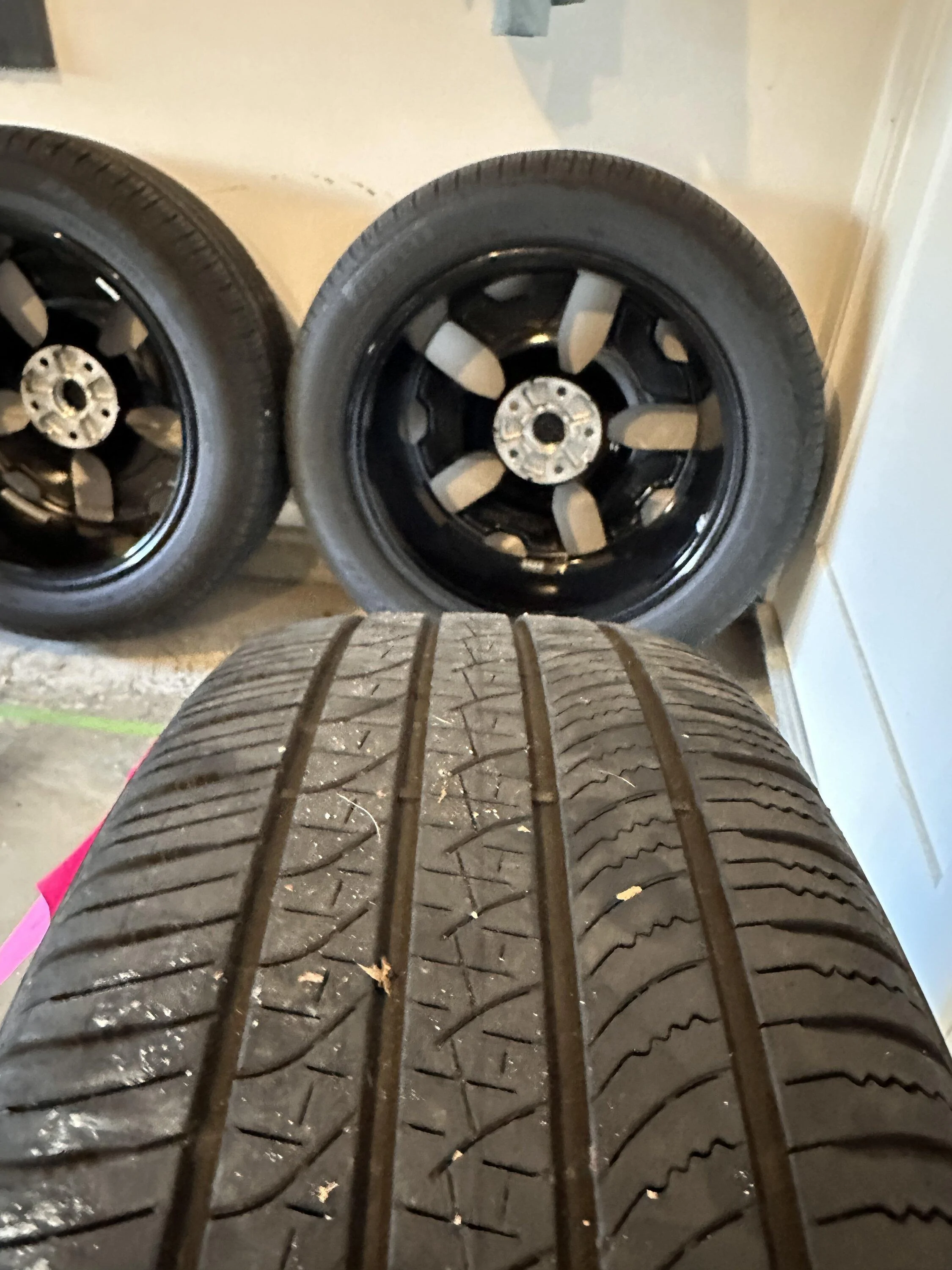 Rivian R1T R1S FS - Set of 22" Sport Brights with TPMS and Center Caps IMG_3656