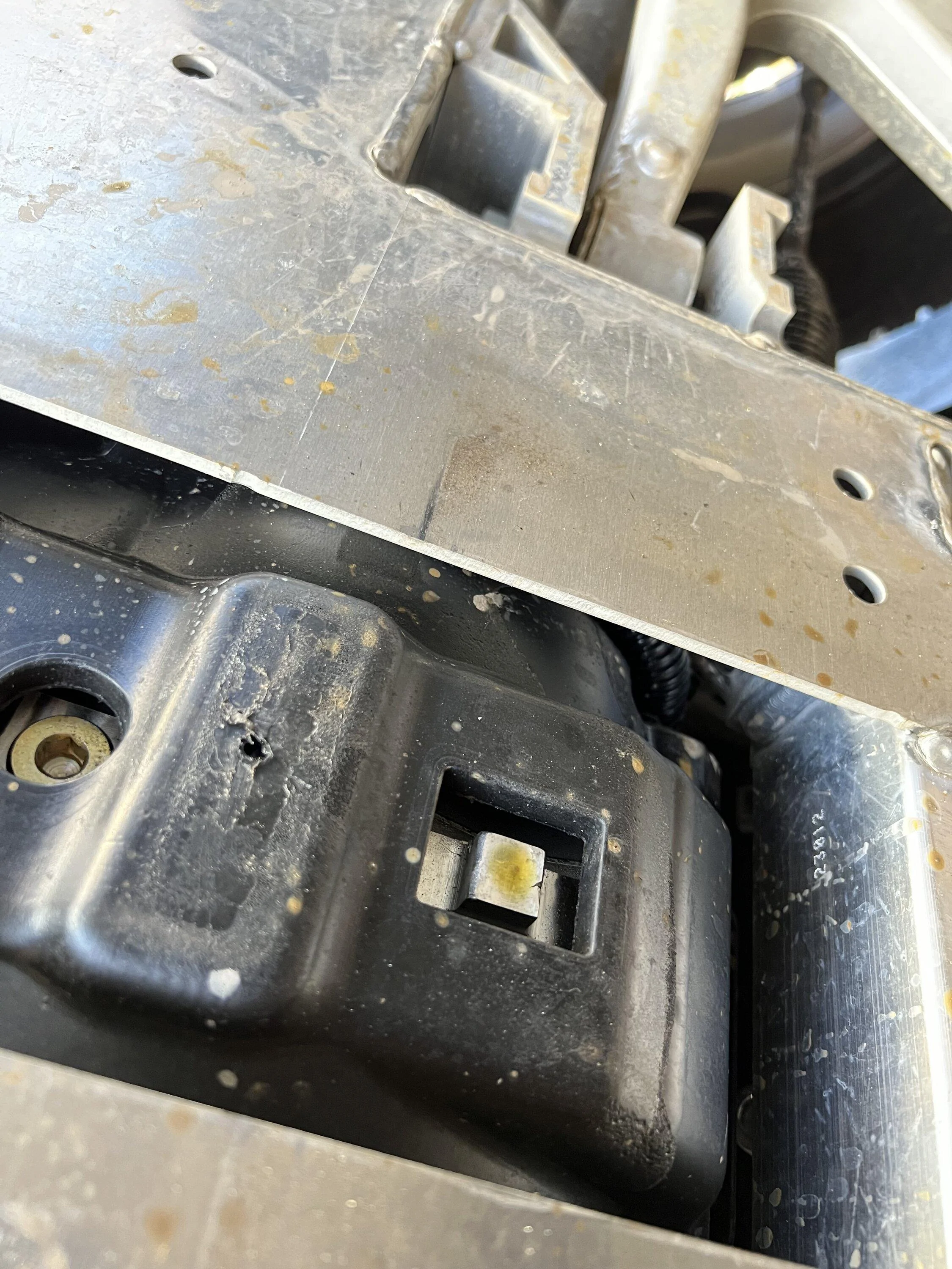 Rivian R1T R1S Yellow Oil leak front motor IMG_6699
