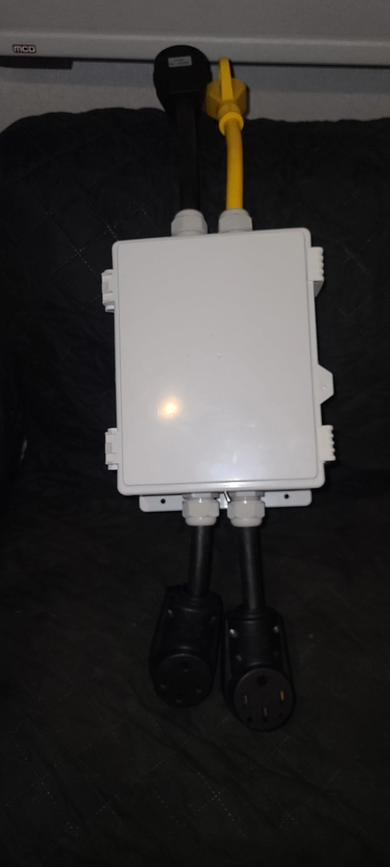 Rivian R1T R1S Dual Power Distribution Switch 20231204_170233