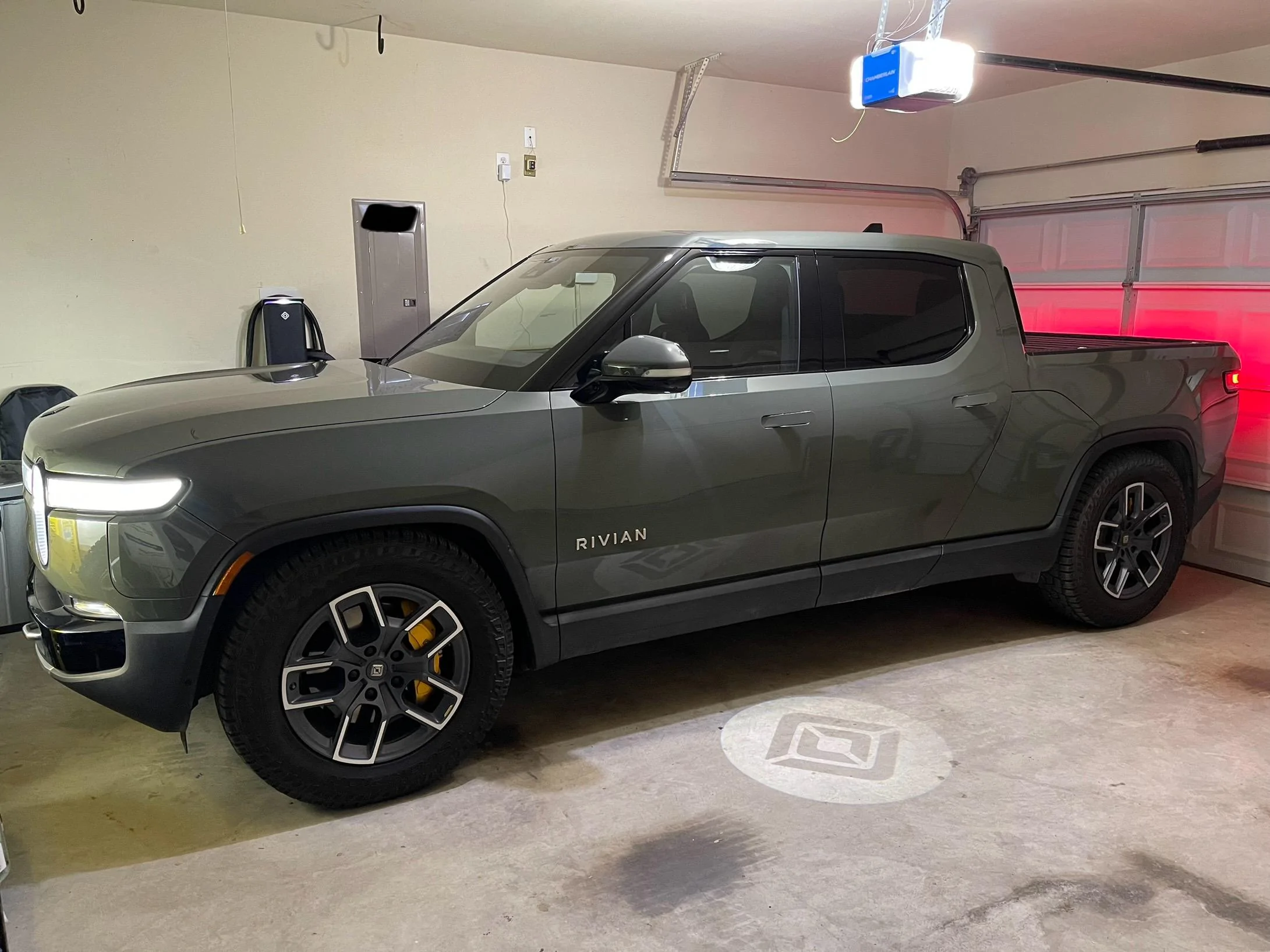 Rivian R1T R1S 3.05 mi/kWh Efficiency on 20” All Terrains - R1T IMG_6416