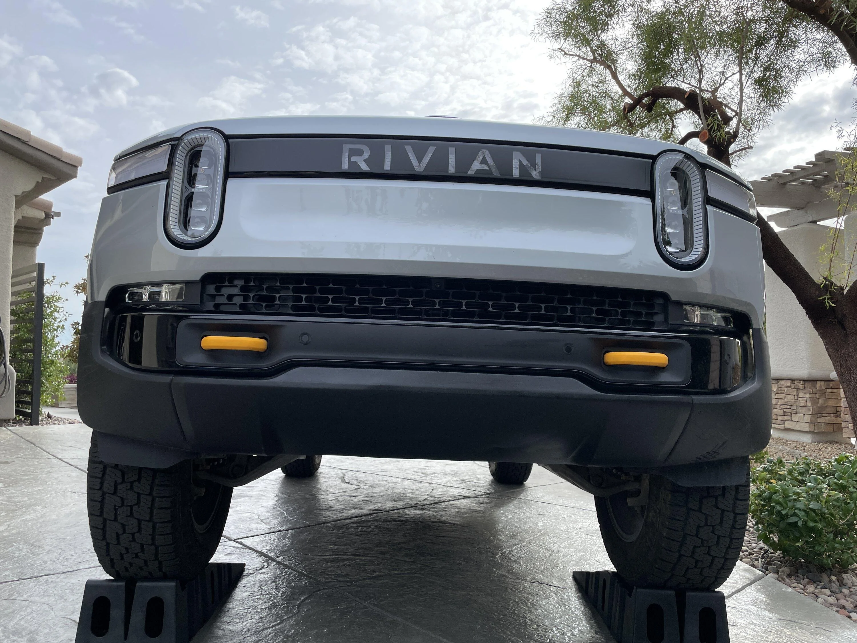 DIY - Lower Front Bumper Fascia Removal/Paint | Rivian Forum - R1T R1S ...